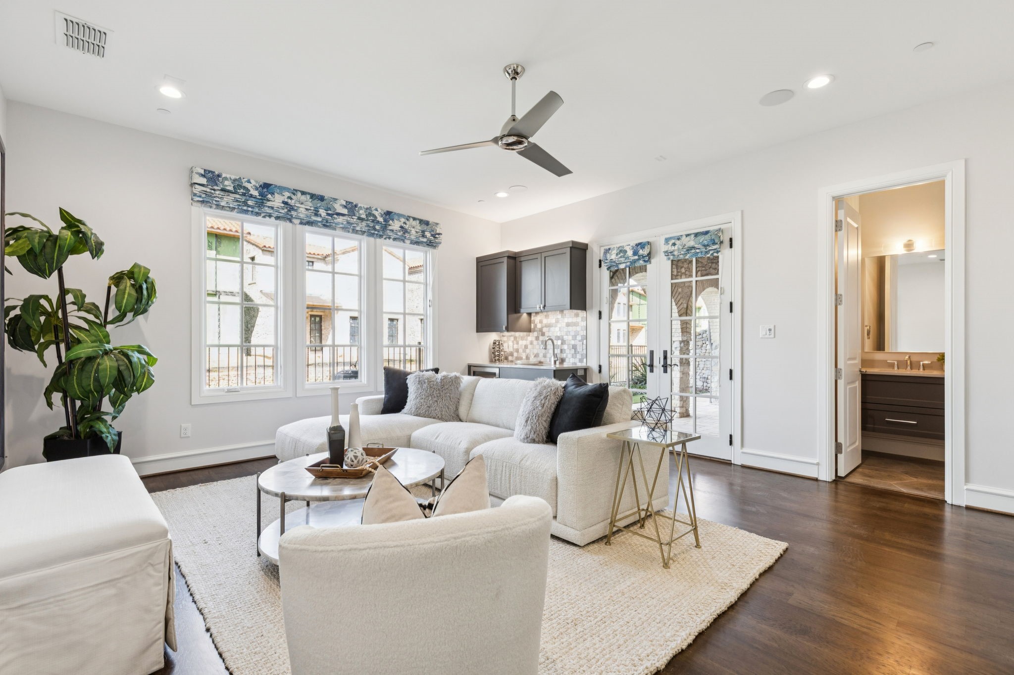 22 Comillas Drive, Westlake, TX, 76262