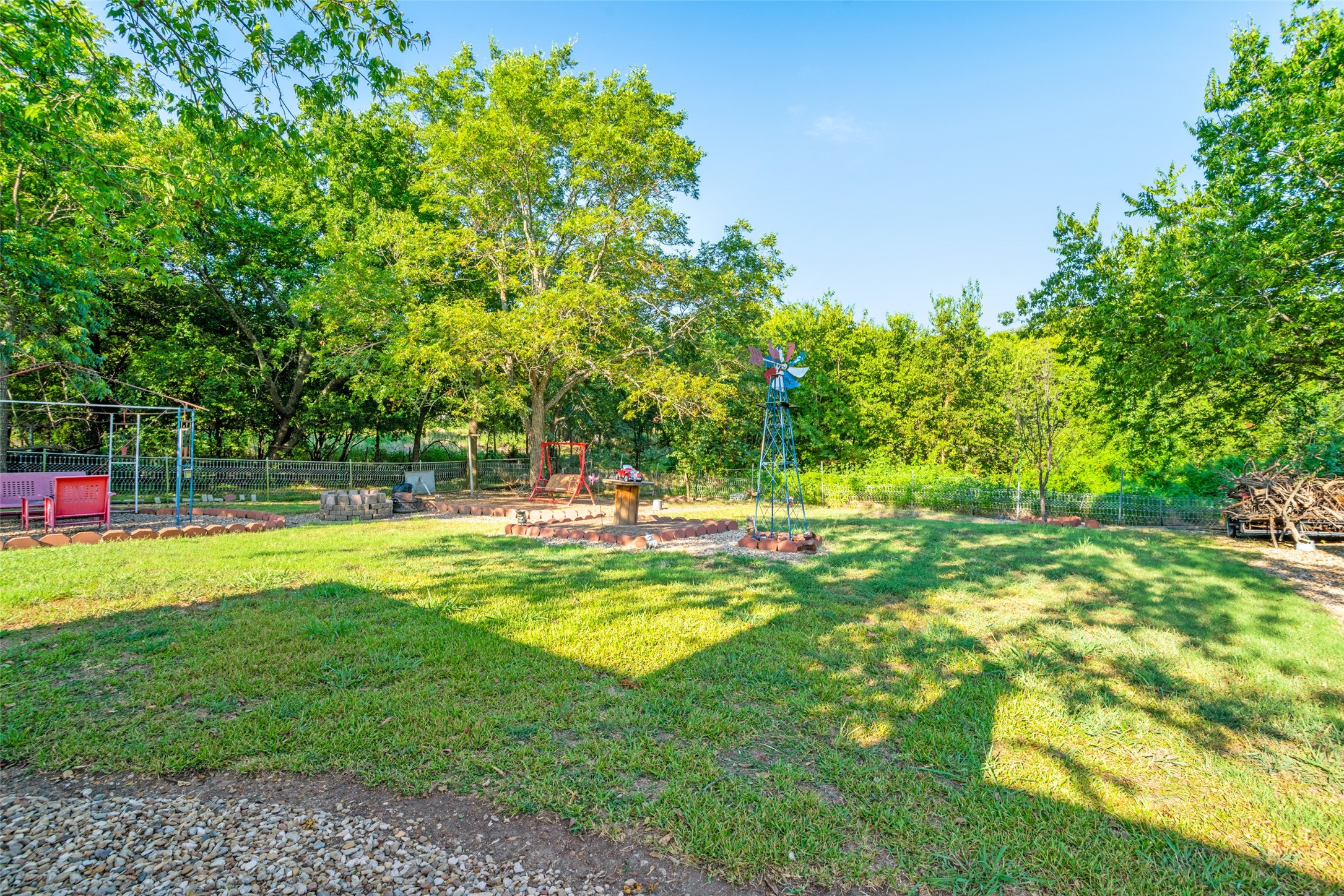 602 N Denison Street, Bells, TX, 75414
