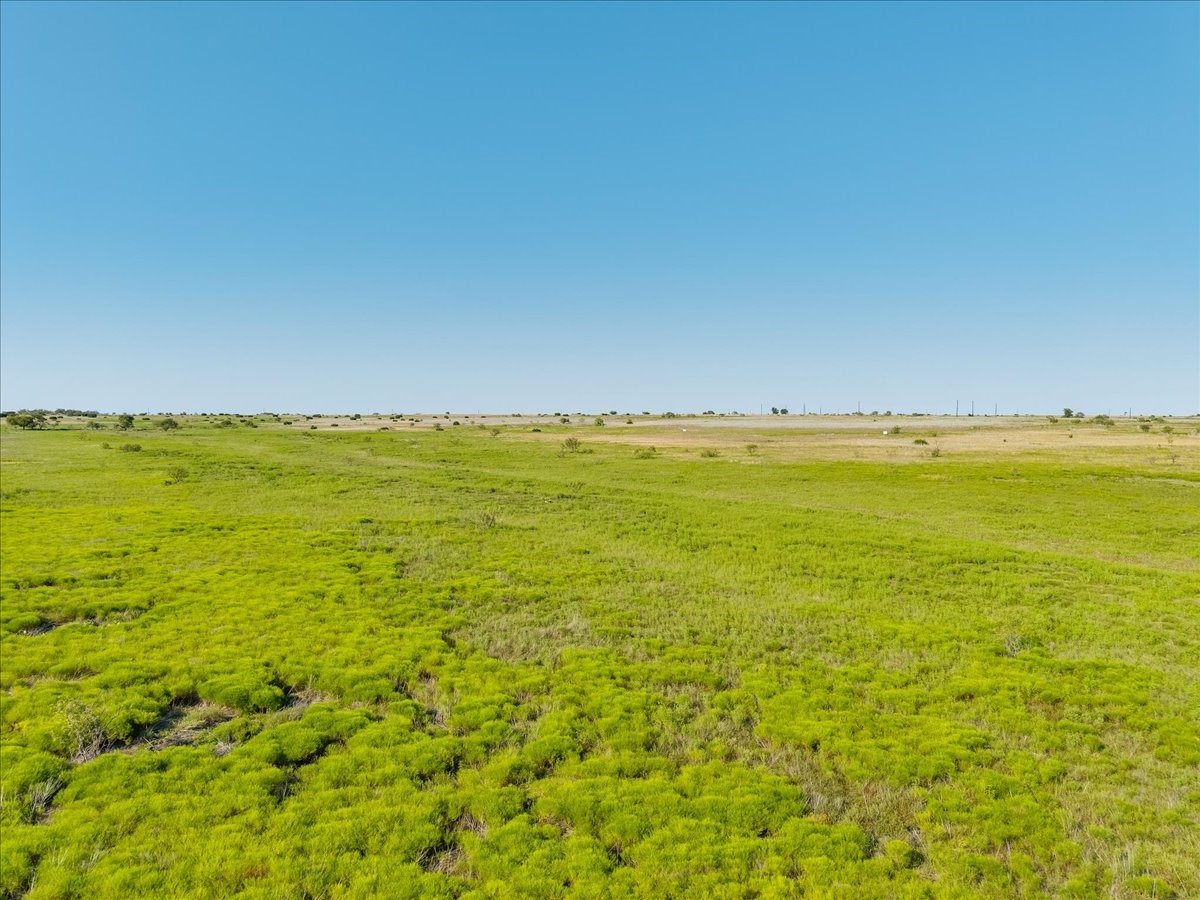 Property photo 04 of 350 PR 6191, Hamilton, TX 76531 | MLS #21029601