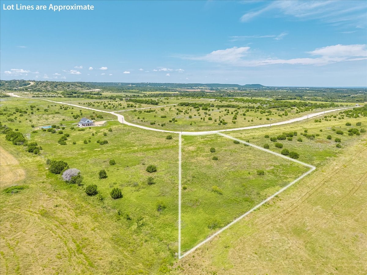 Property photo 01 of 1307 Hidden Valley Road Glen, Rose, TX 76043 | MLS #21032125