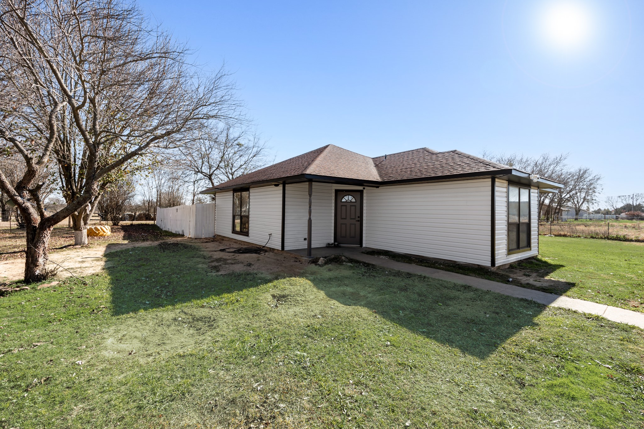 Property photo 03 of 19491 E Market, Mabank, TX 75147 | MLS #21034211