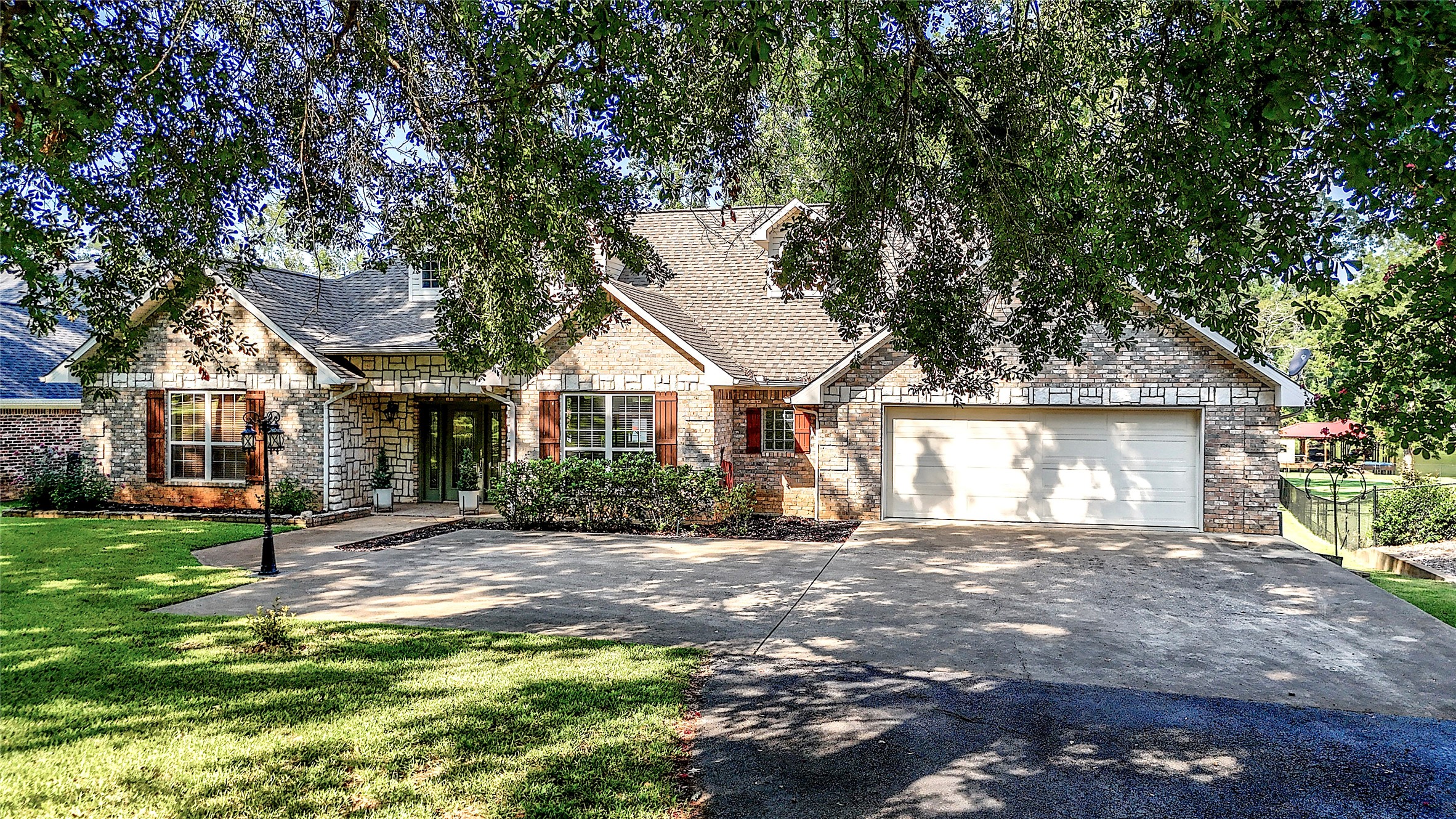 Property photo 01 of 701 County Road 3608, Bullard, TX 75757 | MLS #21038543