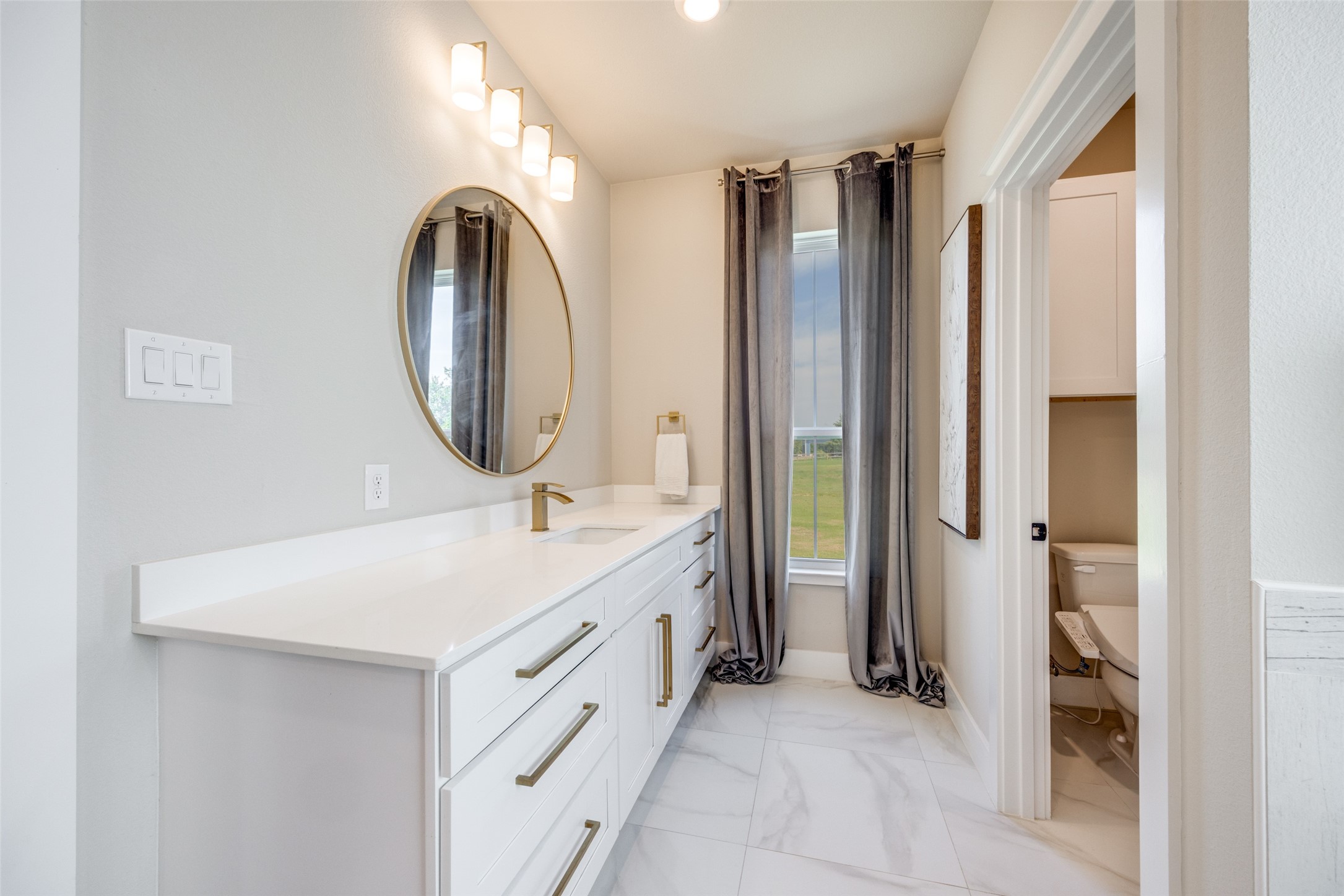 9425 Dripping Springs Road, Denison, TX, 75021