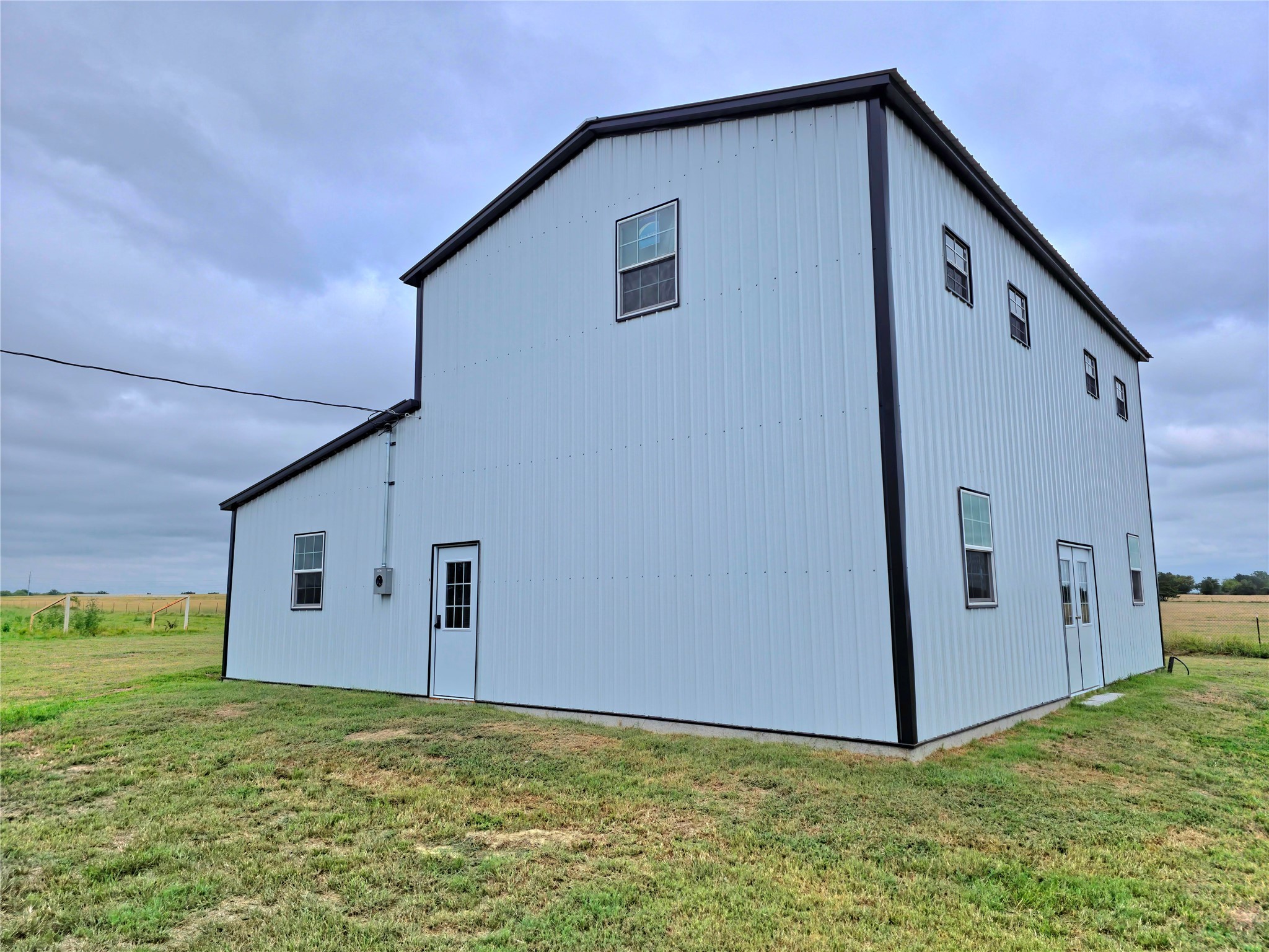 Property photo 02 of 16150 County Road 245, Terrell, TX 75160 | MLS #21046912