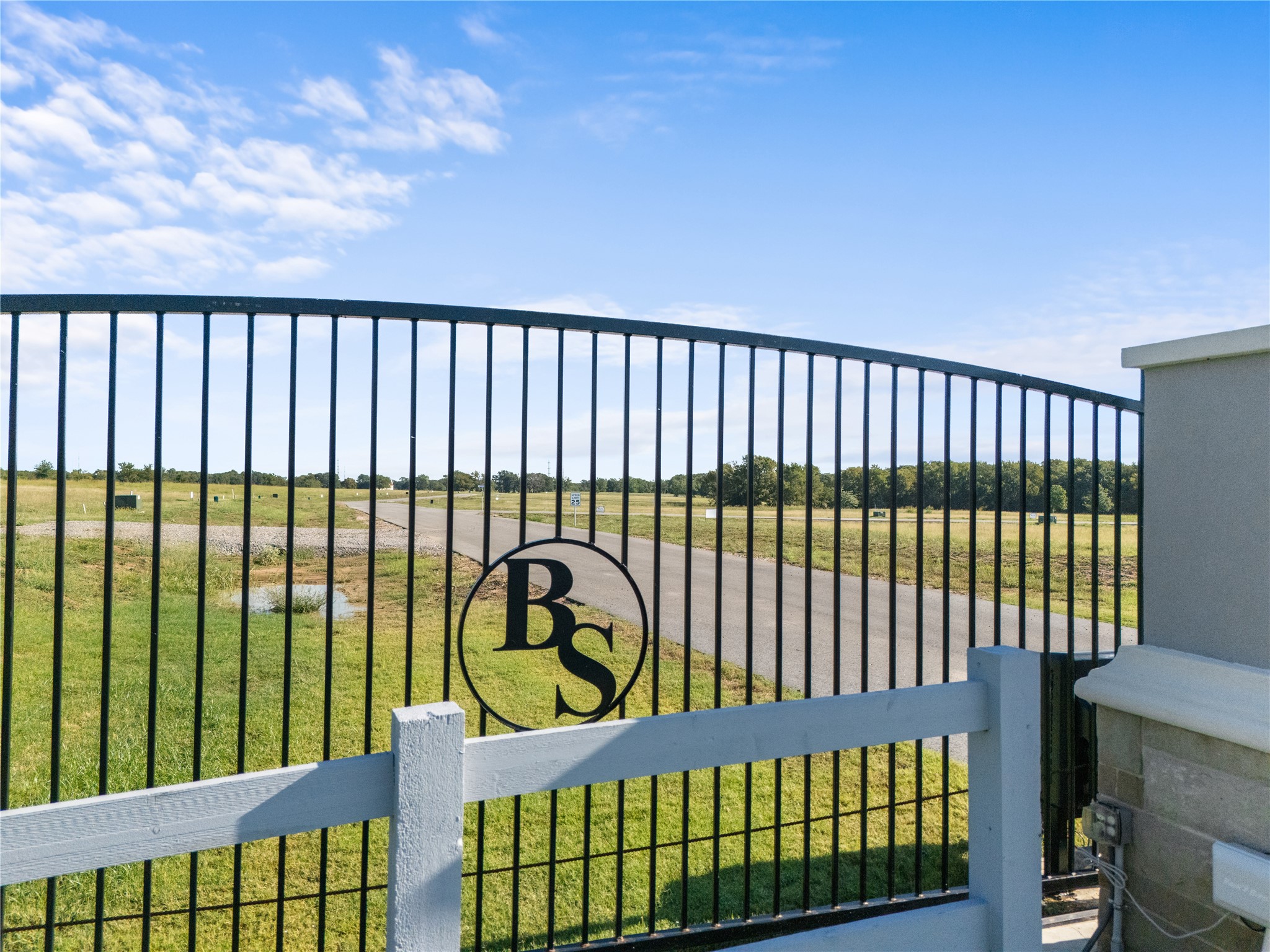 390 Waters Edge Way, Dodd City, TX, 75438