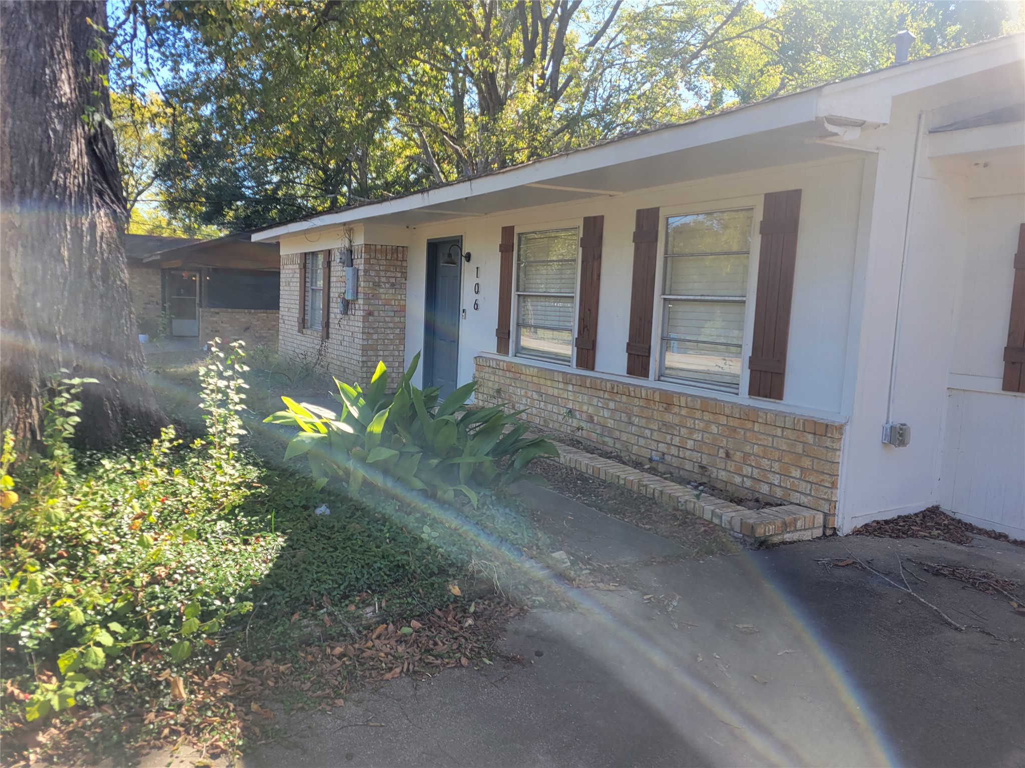 Property photo 01 of 106 Allen Street, Arp, TX 75750 | MLS #21048855