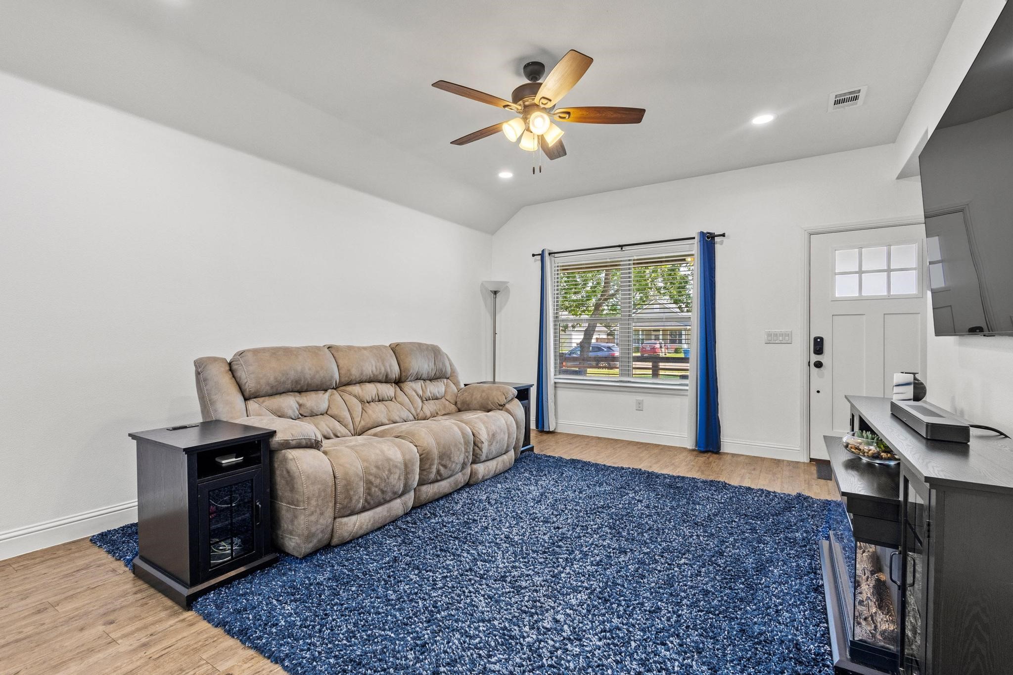 1031 W Gandy Street, Denison, TX, 75020