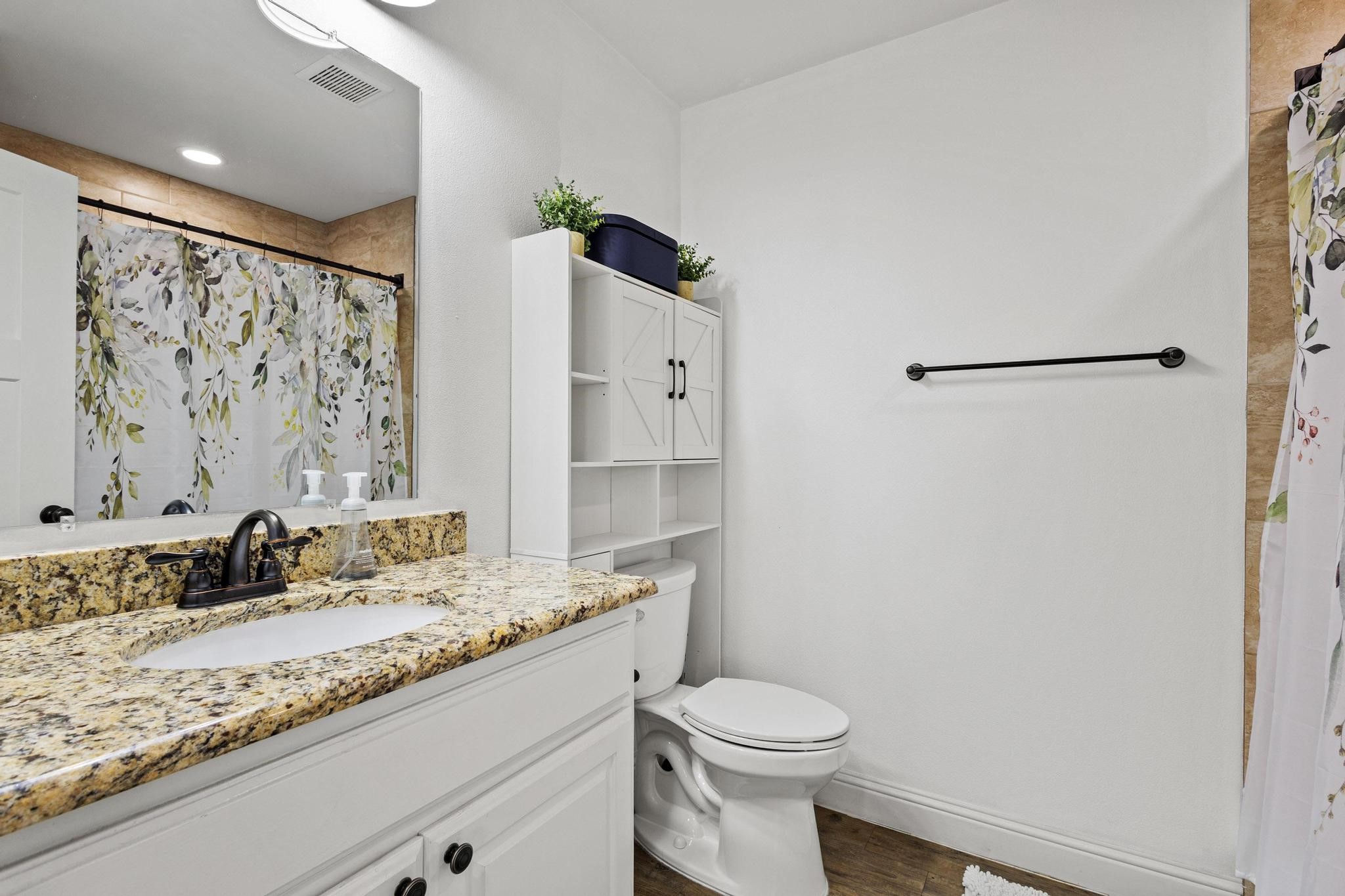 1031 W Gandy Street, Denison, TX, 75020