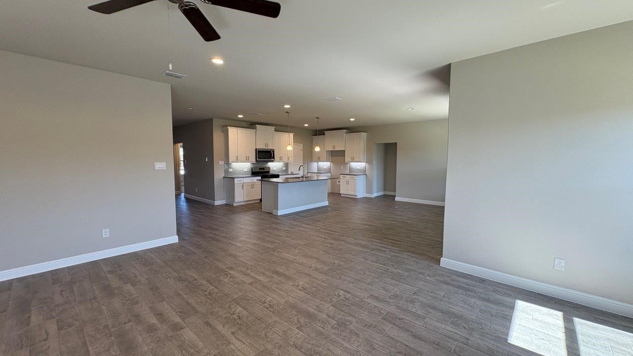 4213 CORNERSTONE Circle, Granbury, TX, 76048