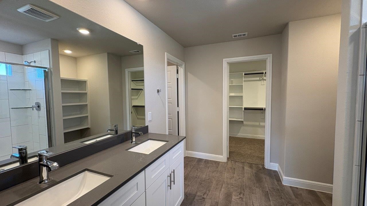 4213 CORNERSTONE Circle, Granbury, TX, 76048