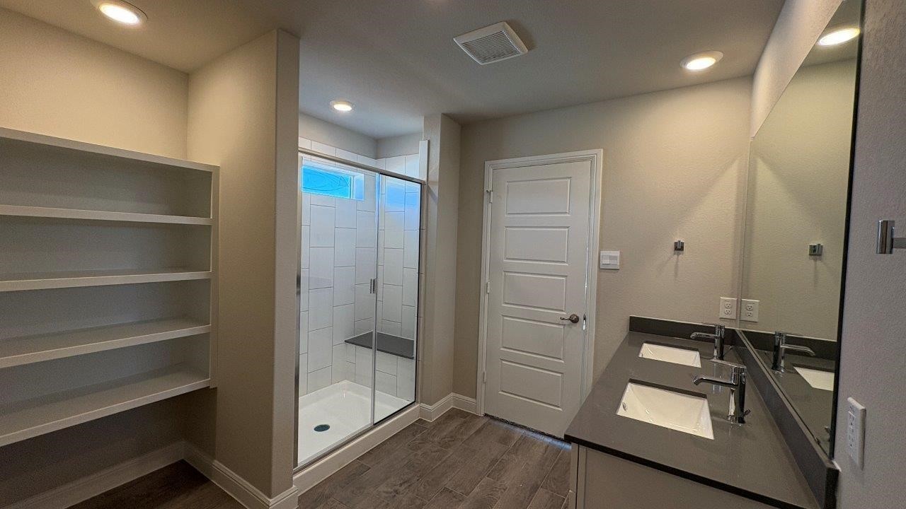 4213 CORNERSTONE Circle, Granbury, TX, 76048
