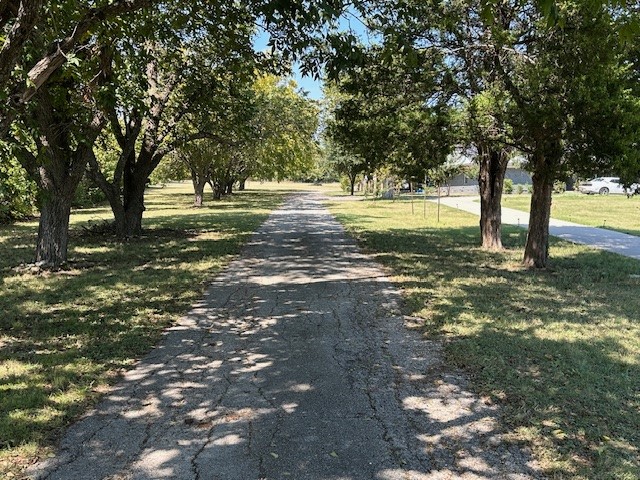Property photo 02 of 1403 N Cedar Hill Road, Cedar Hill, TX 75104 | MLS #21055955