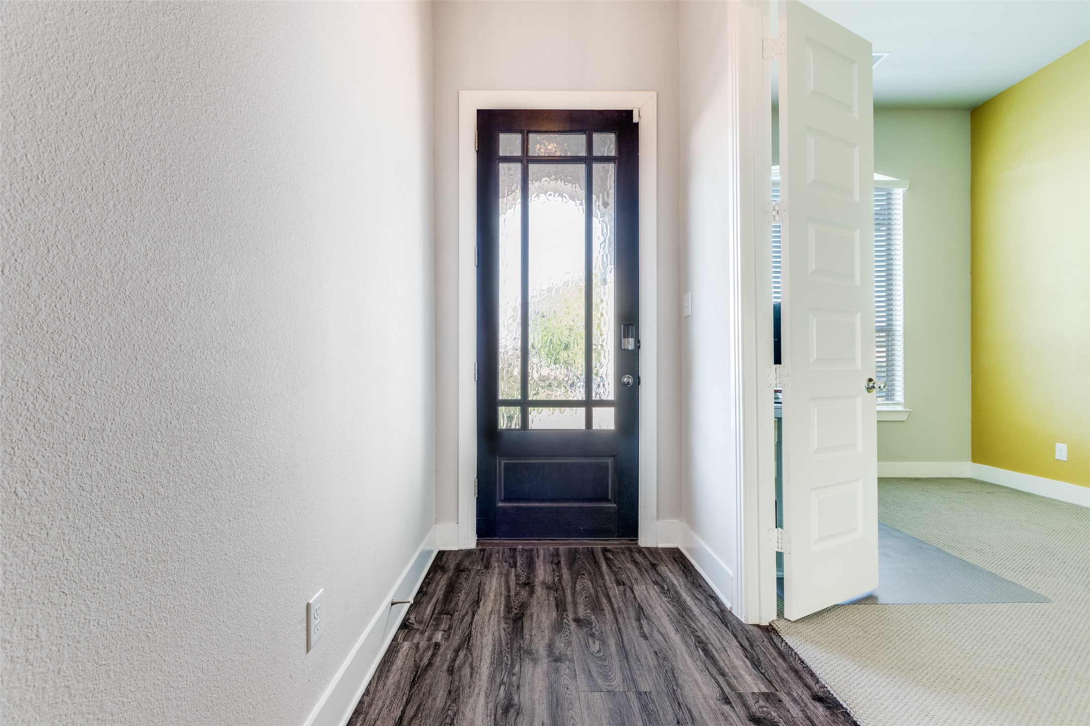 1904 Dappled Grey Avenue, Aubrey, TX, 76227