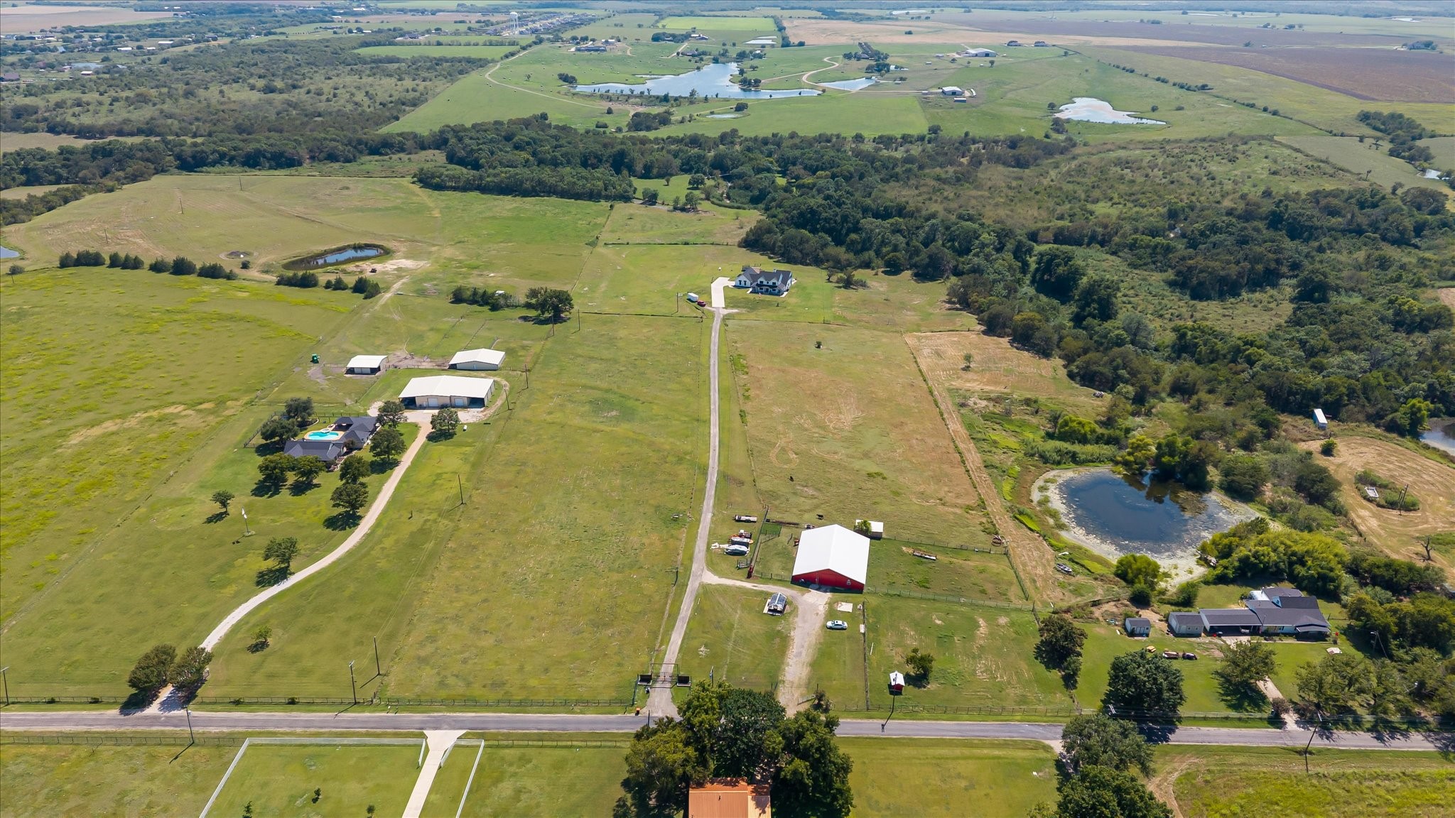 Property photo 03 of 630 Boyce Road, Waxahachie, TX 75165 | MLS #21057903