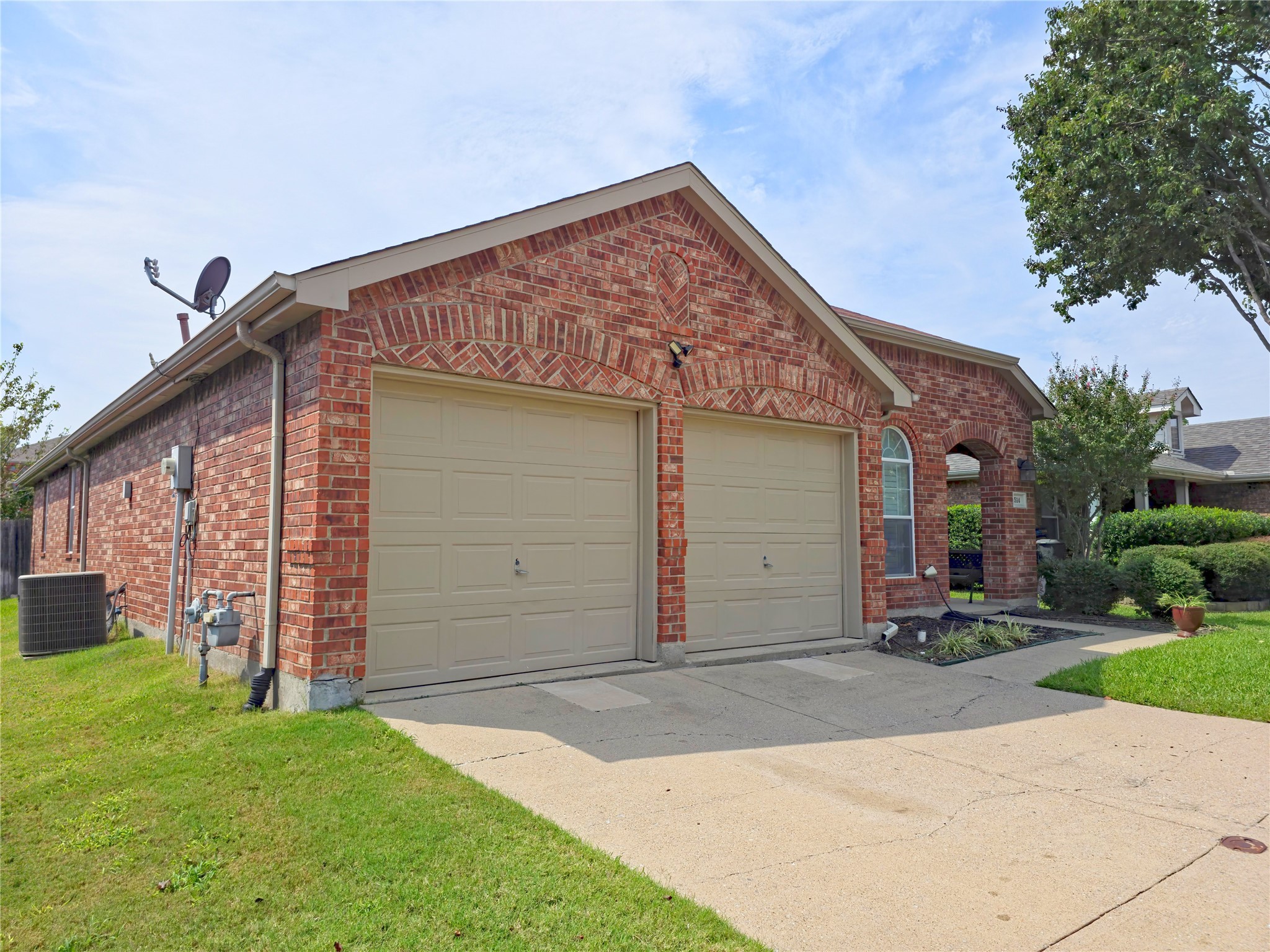 Property photo 02 of 514 Pinto Lane, Forney, TX 75126 | MLS #21059418