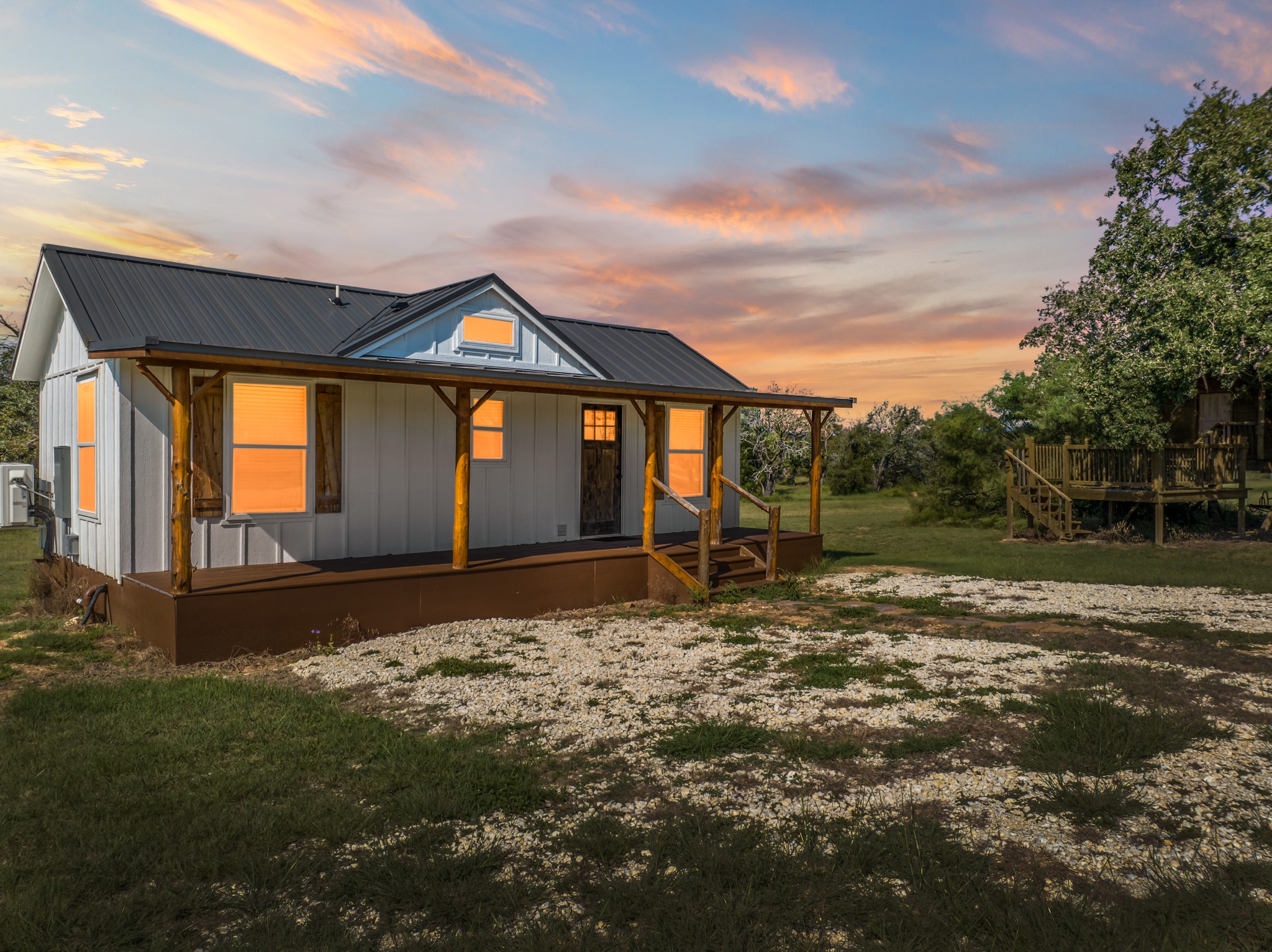 Property photo 04 of 2977 Fm 1241, Purmela, TX 76566 | MLS #21060883