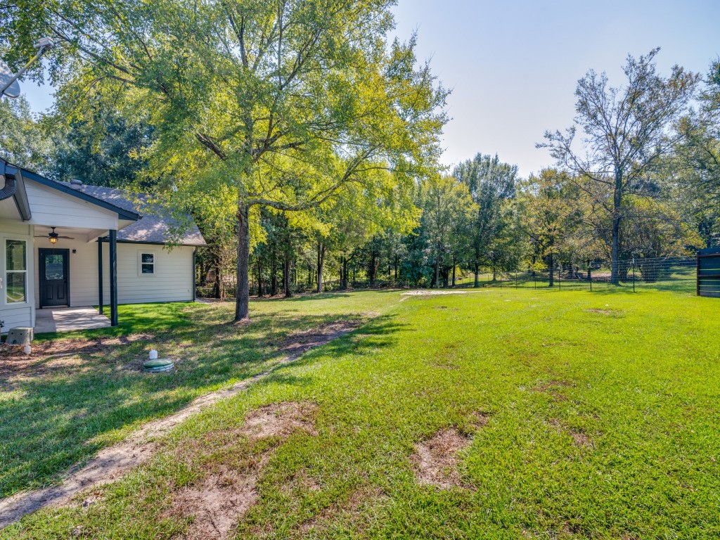 261 Rs County Road 4261, Emory, TX, 75440