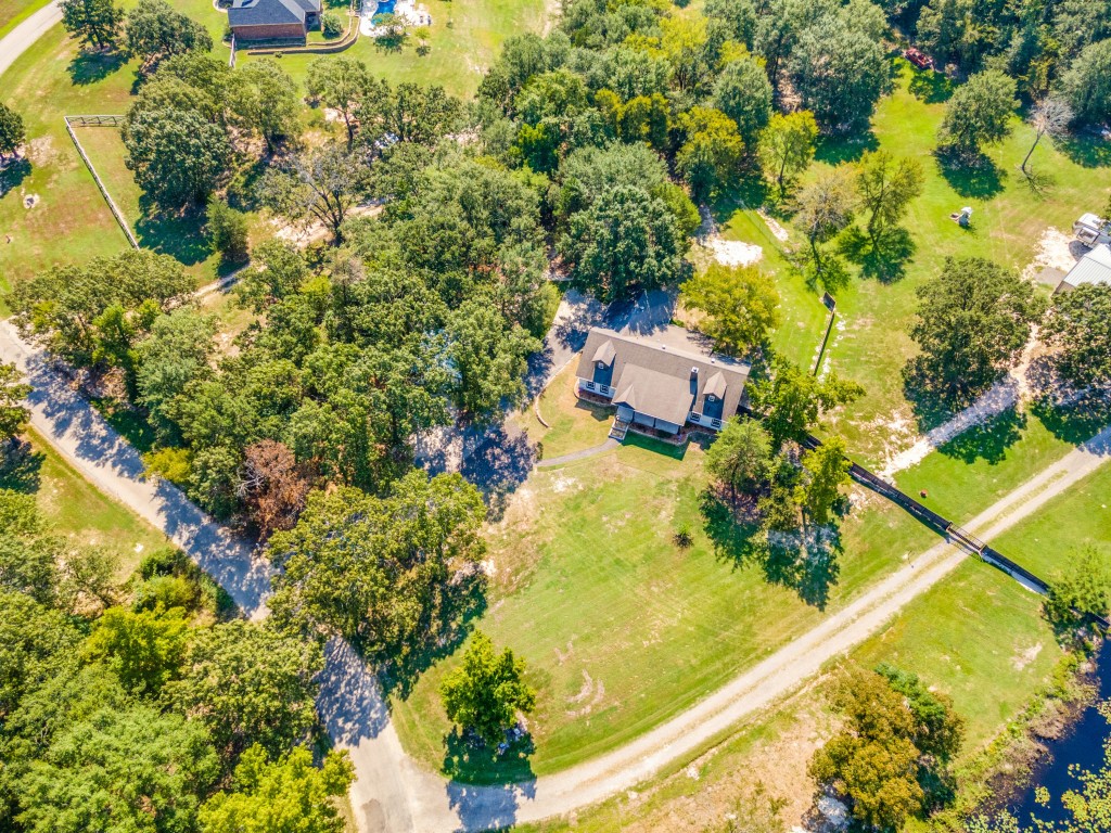 261 Rs County Road 4261, Emory, TX, 75440