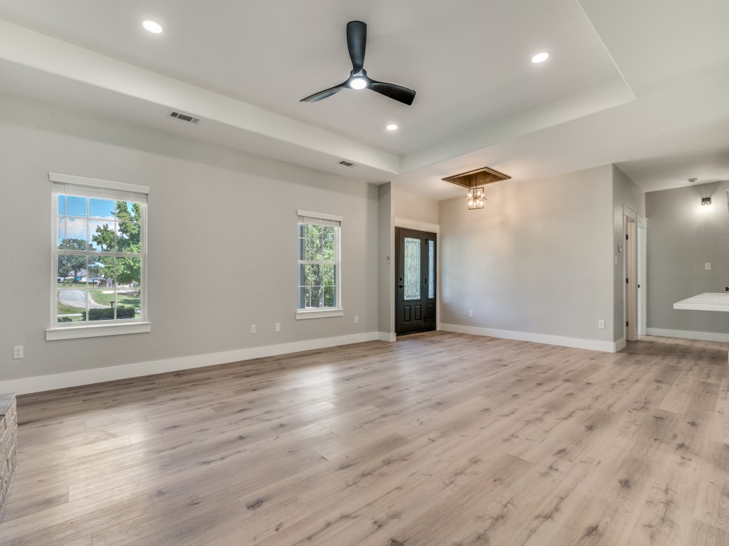 261 Rs County Road 4261, Emory, TX, 75440