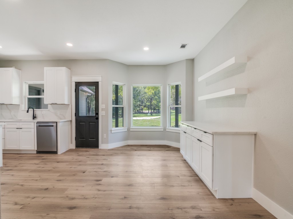 261 Rs County Road 4261, Emory, TX, 75440