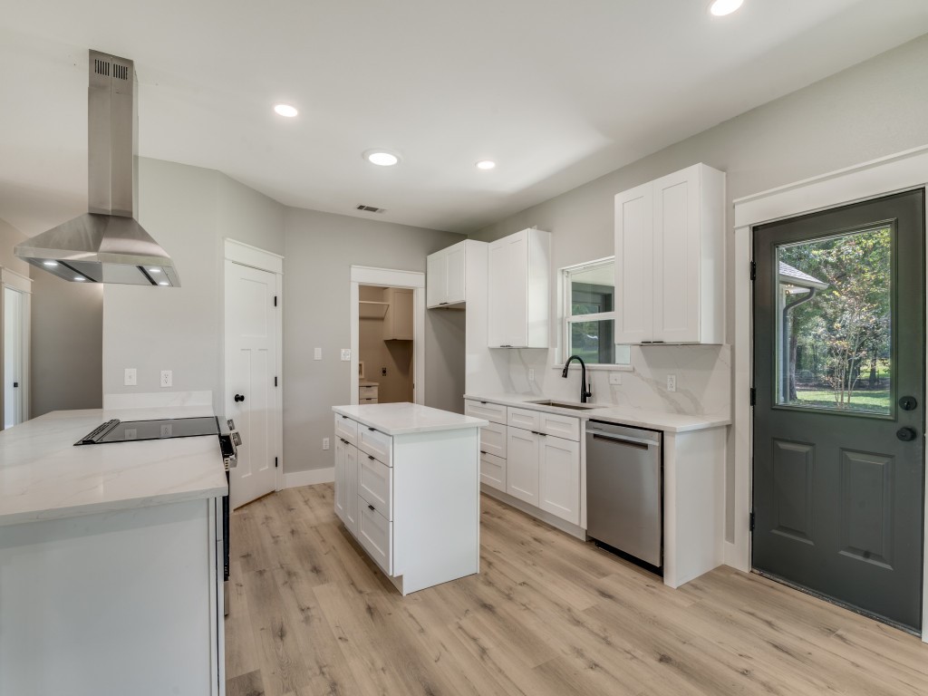 261 Rs County Road 4261, Emory, TX, 75440