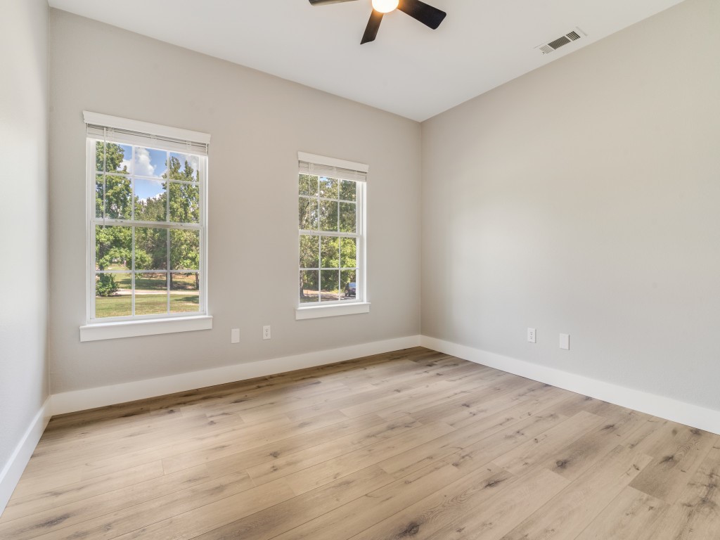 261 Rs County Road 4261, Emory, TX, 75440