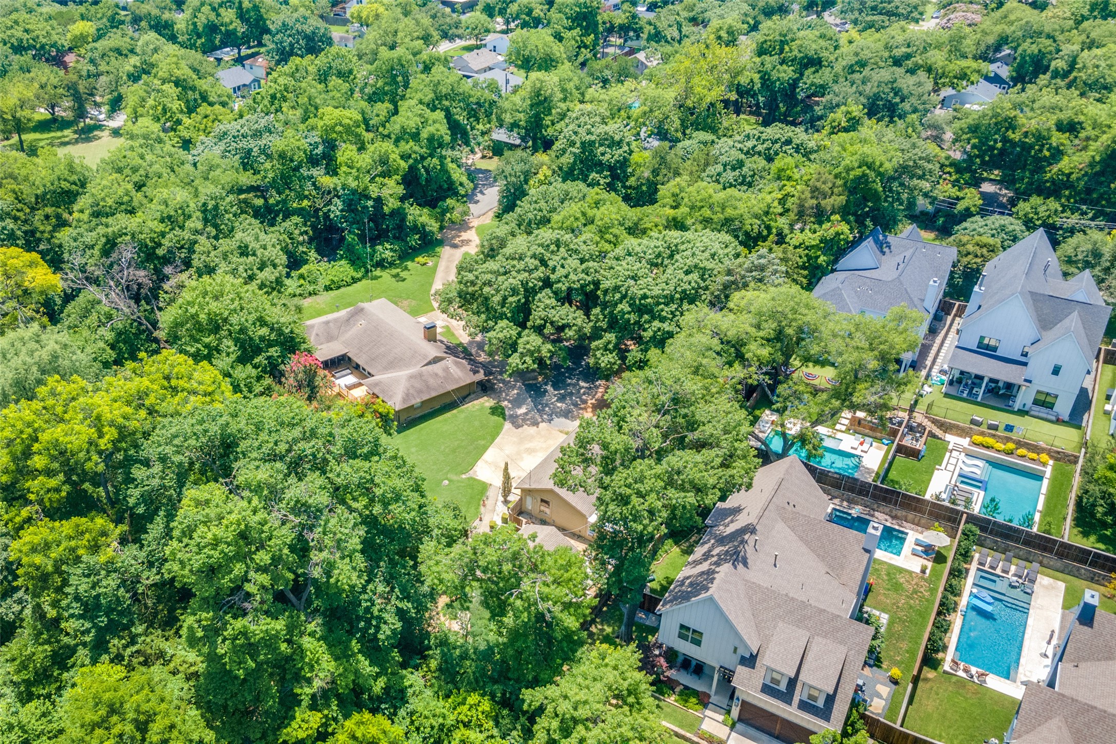 800 Harter Road, Dallas, TX, 75218