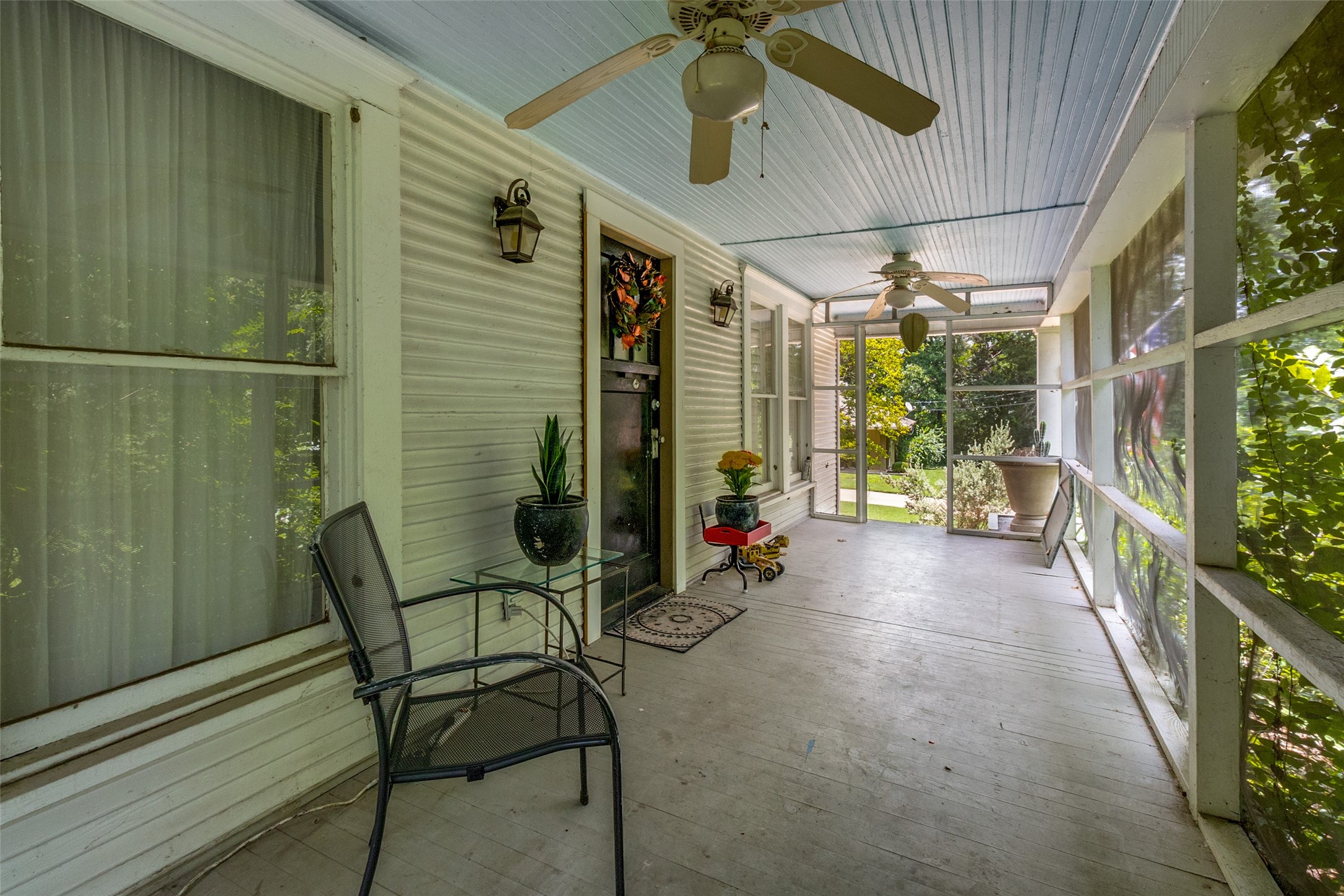 800 Harter Road, Dallas, TX, 75218