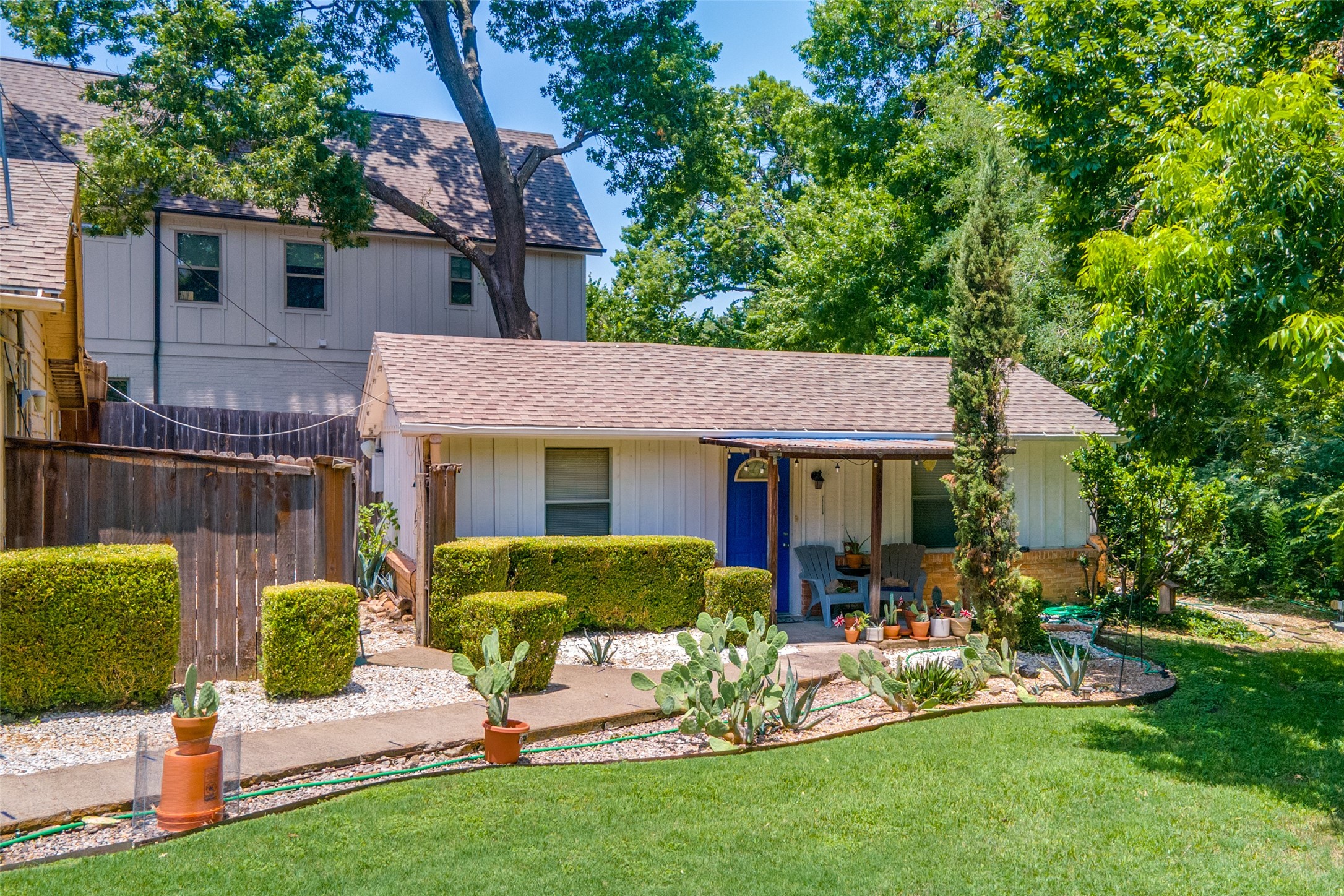 800 Harter Road, Dallas, TX, 75218