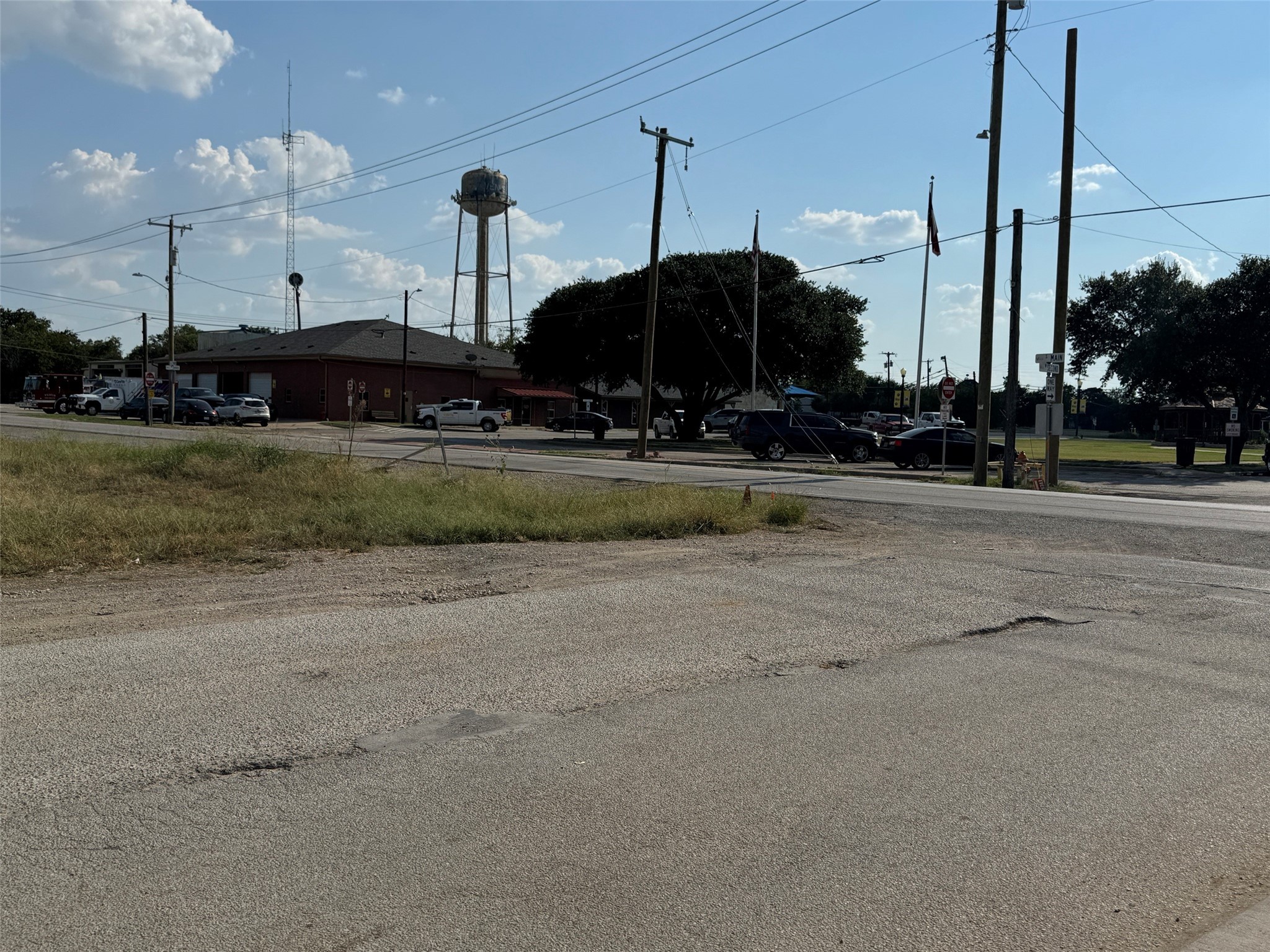 200 S Main Street, Venus, TX, 76084