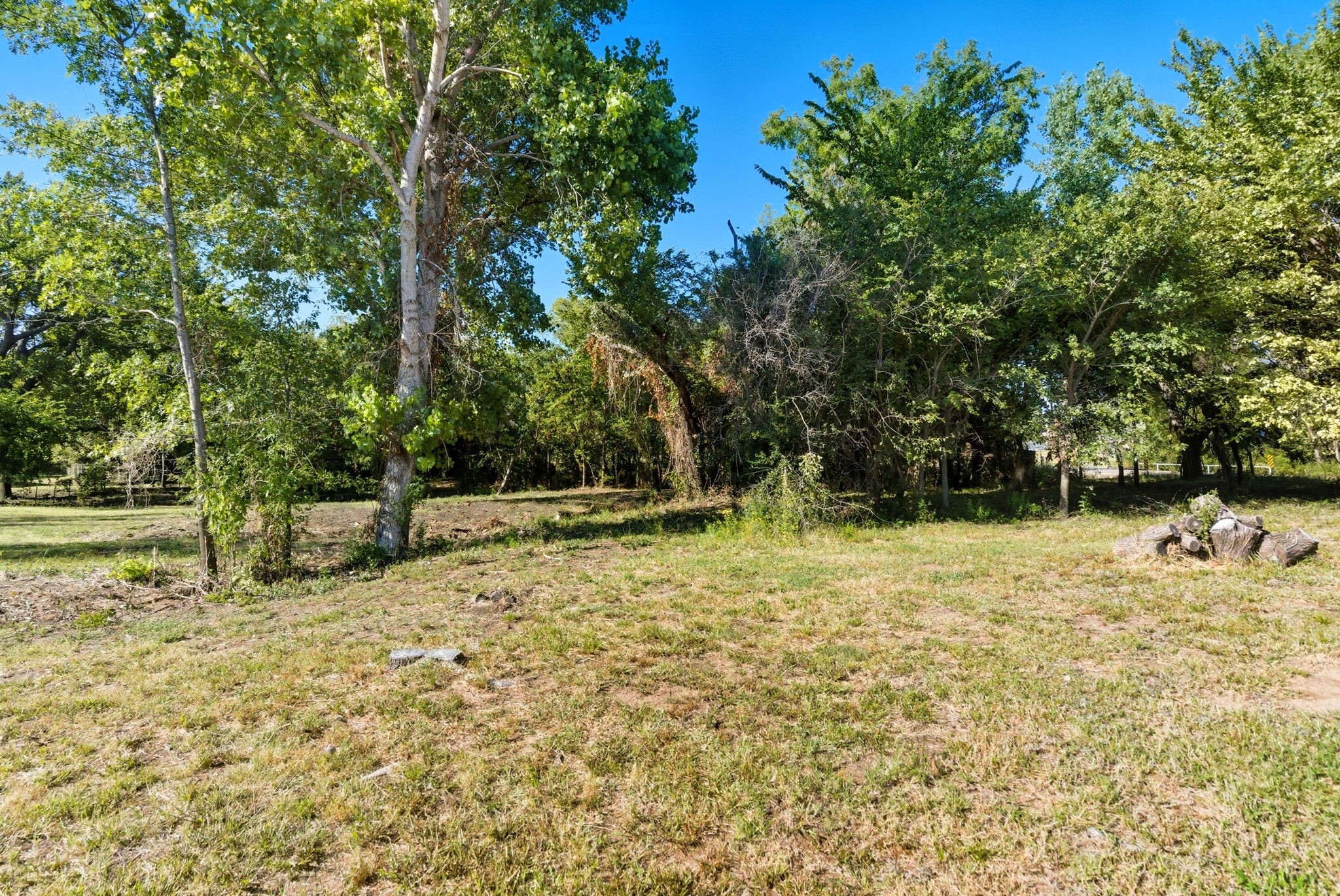 Property photo 02 of TBD Candis Court, Springtown, TX 76082 | MLS #21066091