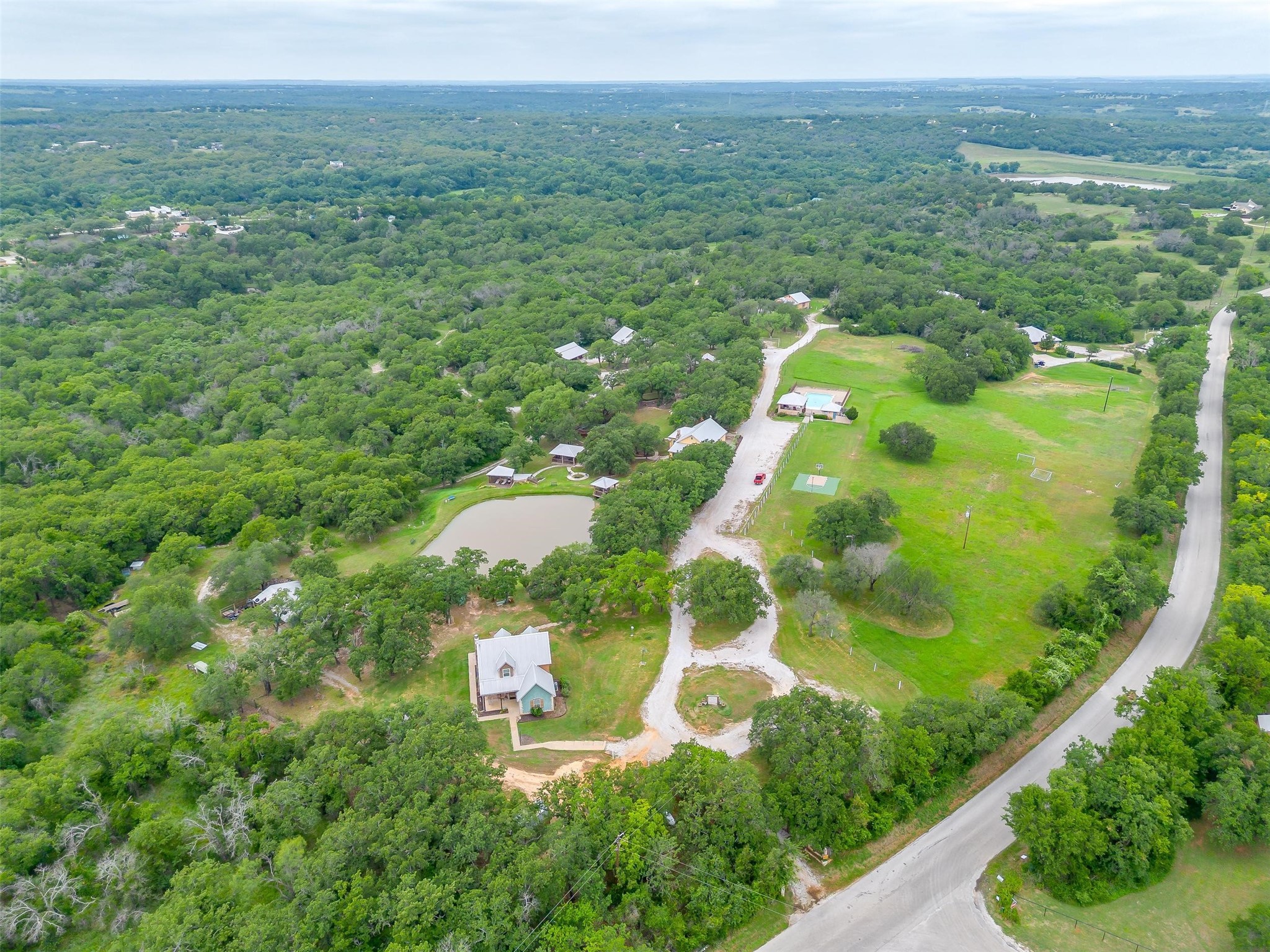 Property photo 04 of 383 County Rd 3672, Springtown, TX 76082 | MLS #21066145