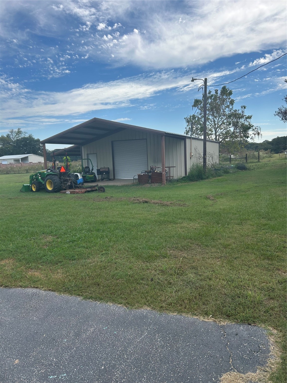 Property photo 02 of 5211 Vz County Road 1222, Grand Saline, TX 75140 | MLS #21066561