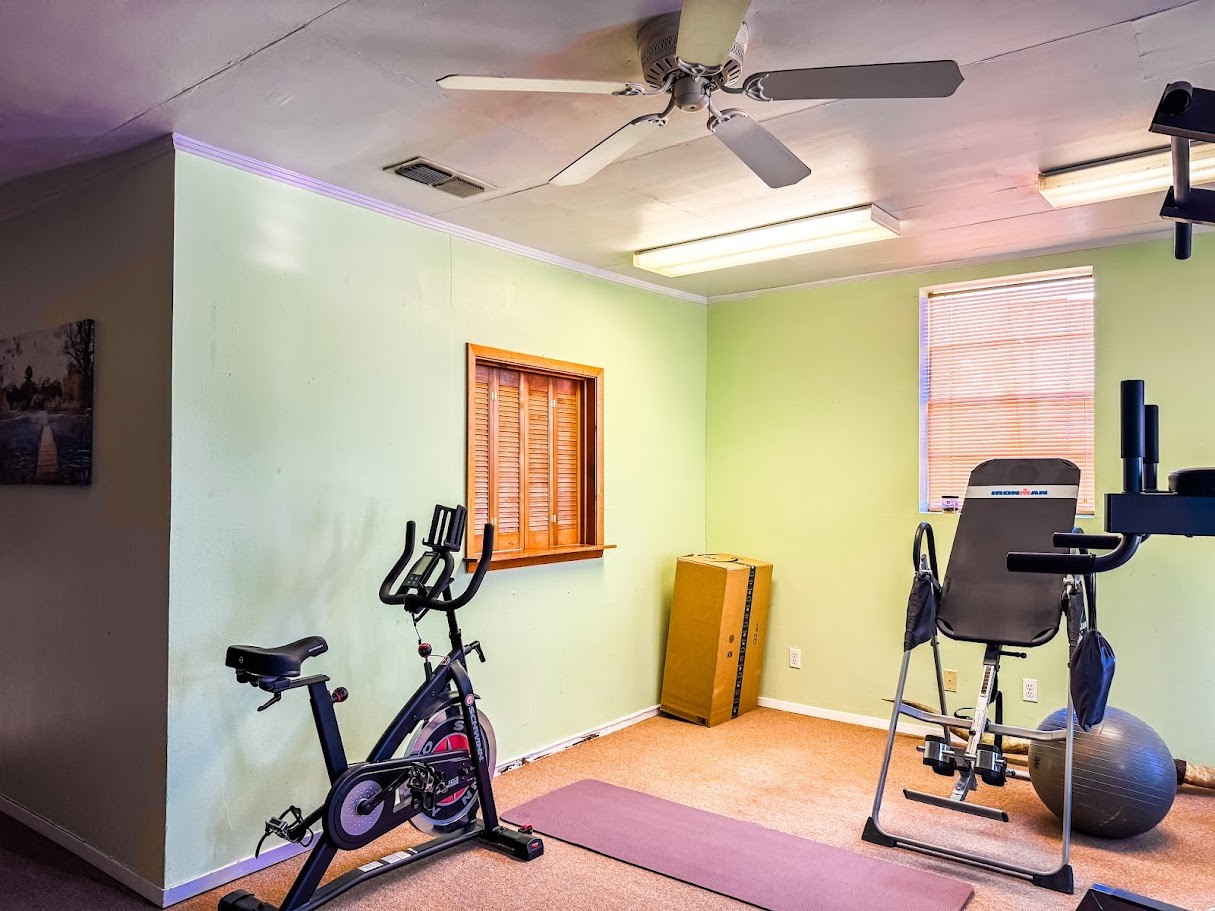 552 E Commerce Street, Fairfield, TX, 75840