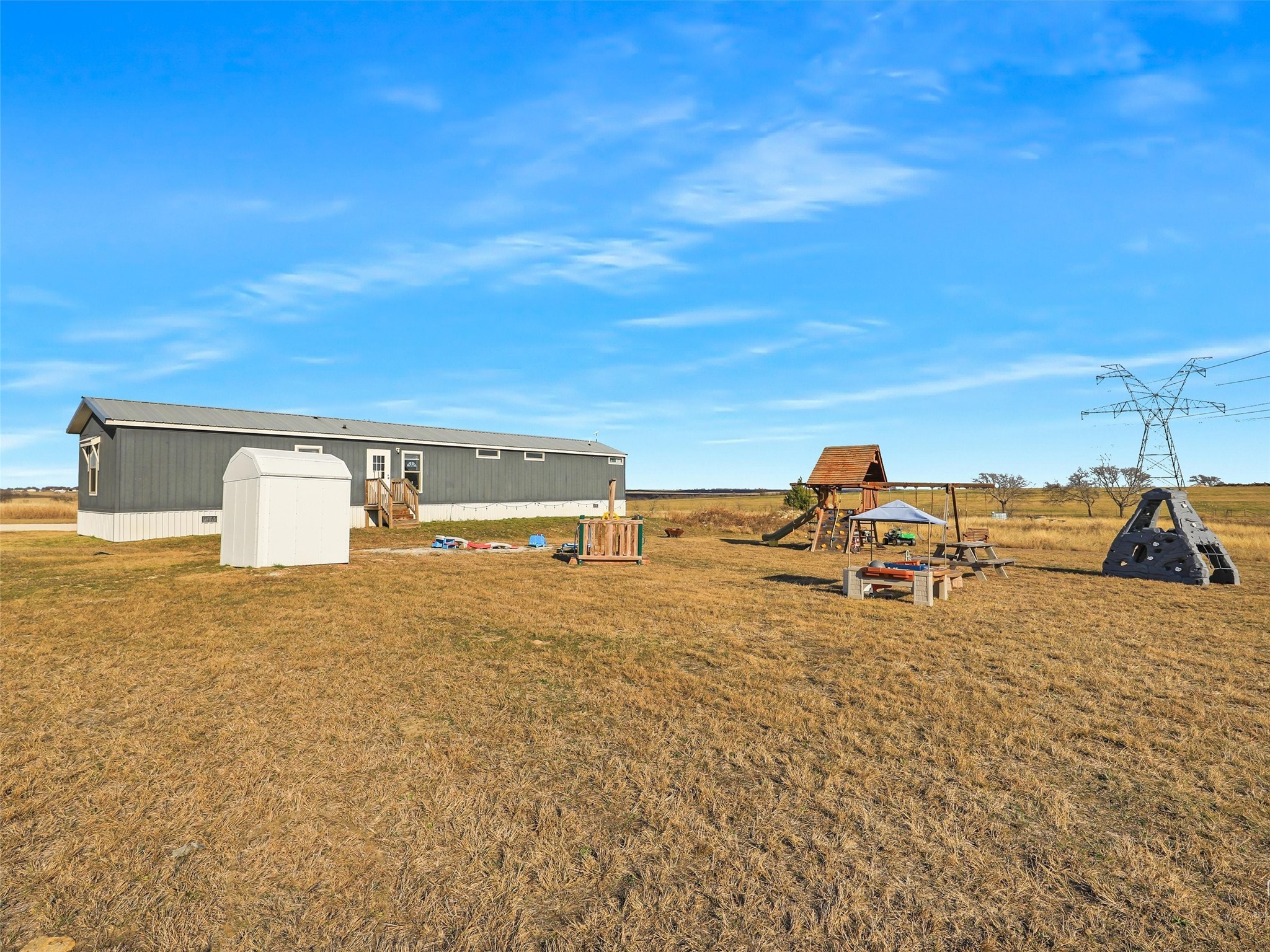 16384 FM  1173, Krum, TX, 76249