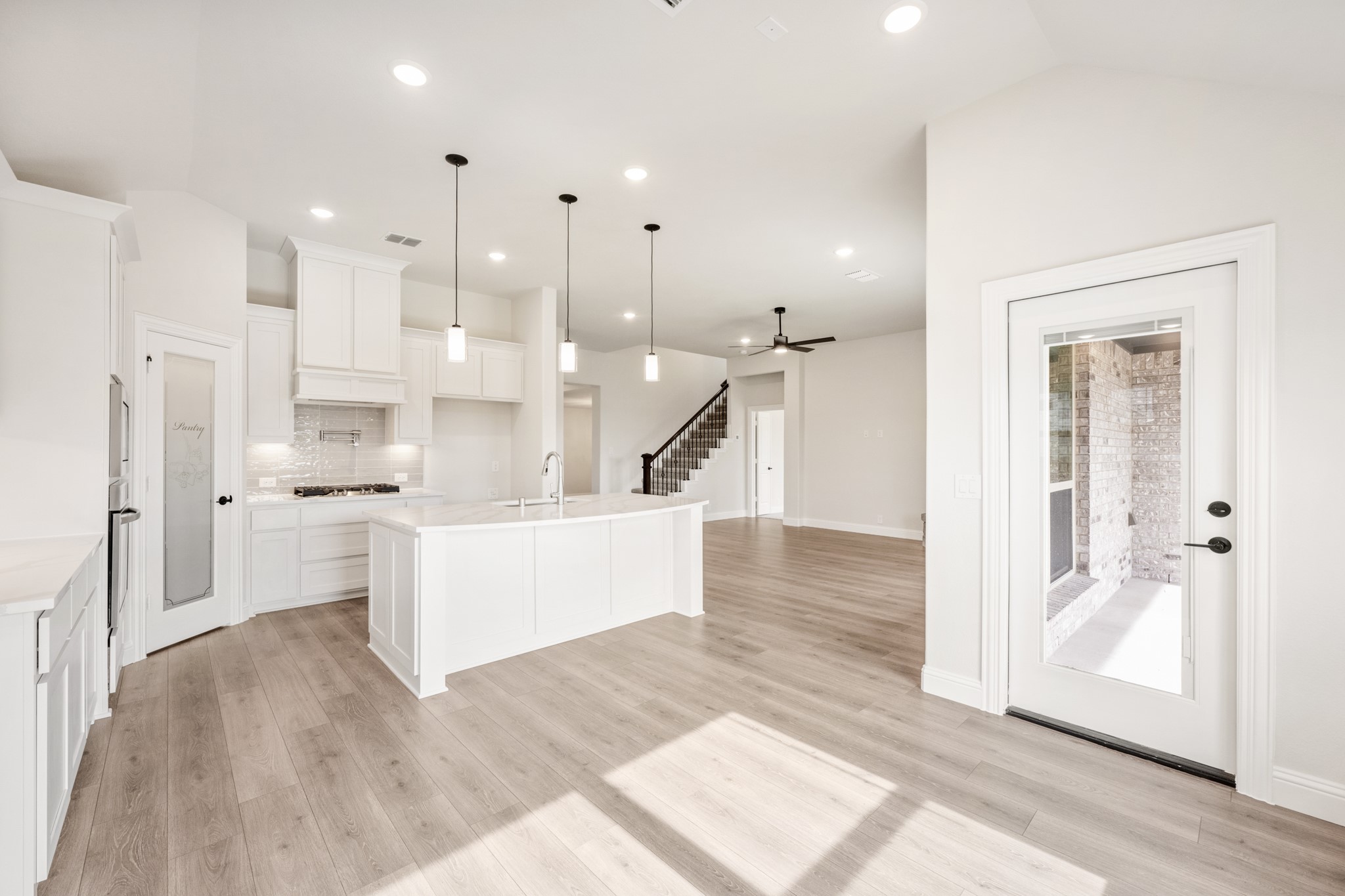 3352 Hollow Falls Place, Mesquite, TX, 75181