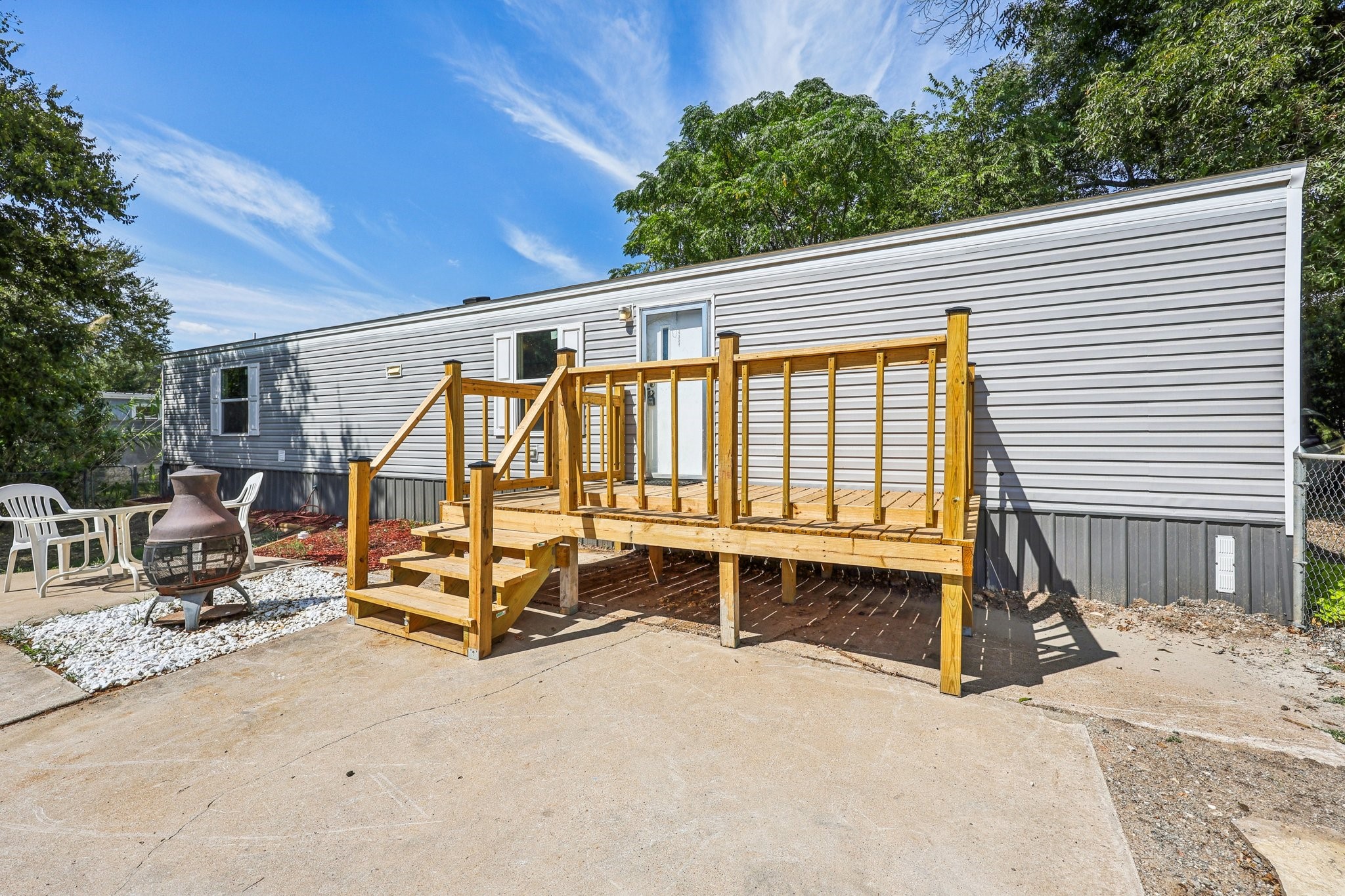 Property photo 04 of 4214 Tejas Trail, Granbury, TX 76048 | MLS #21071674