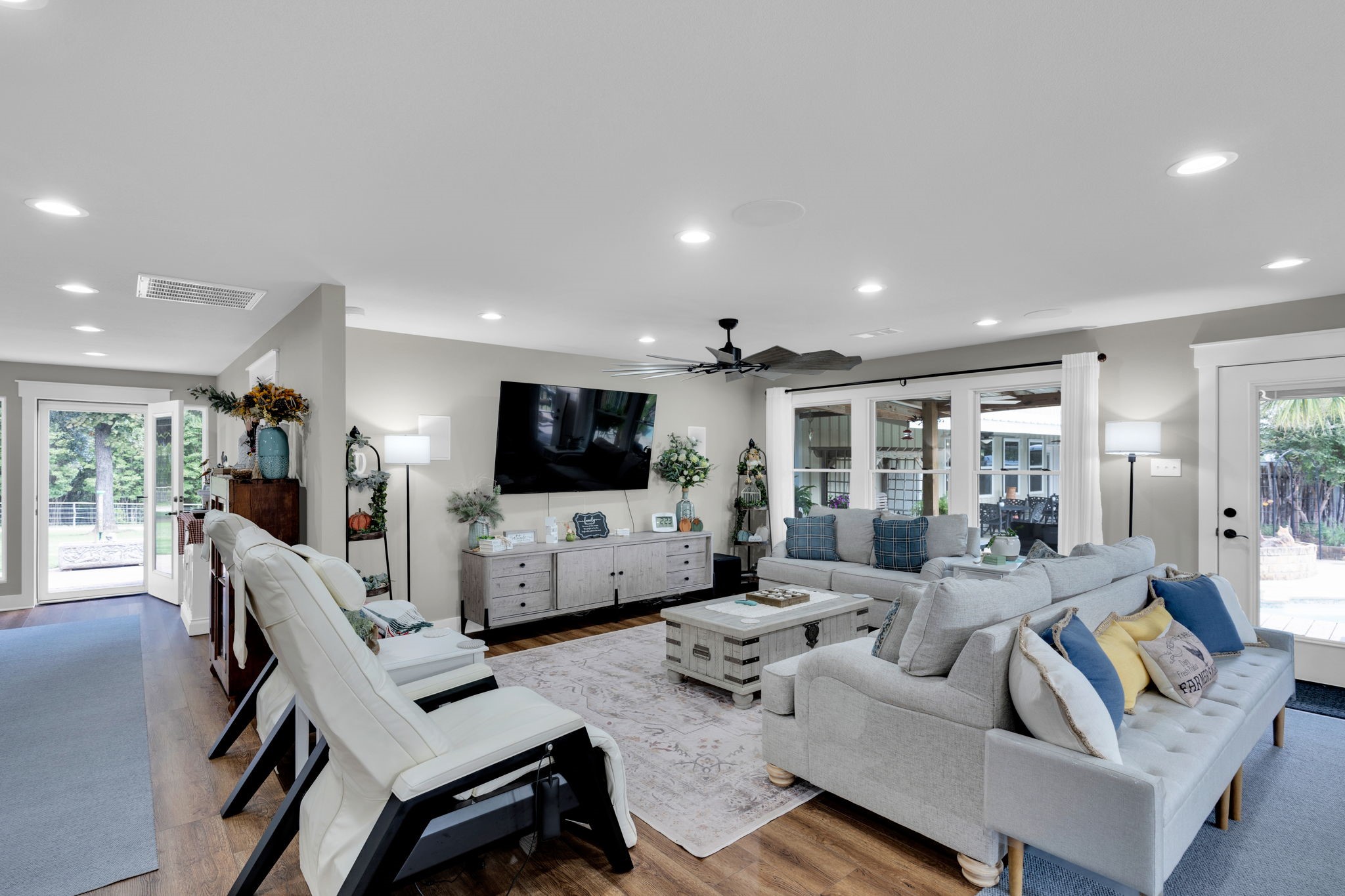 490 James Road, Ferris, TX, 75125