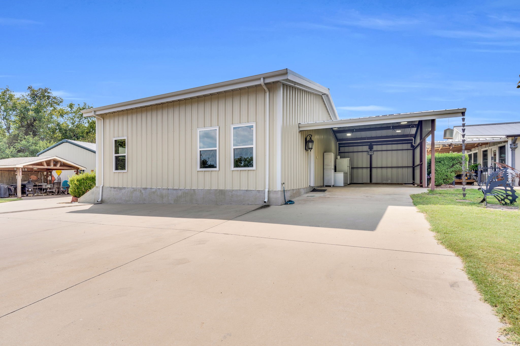 490 James Road, Ferris, TX, 75125