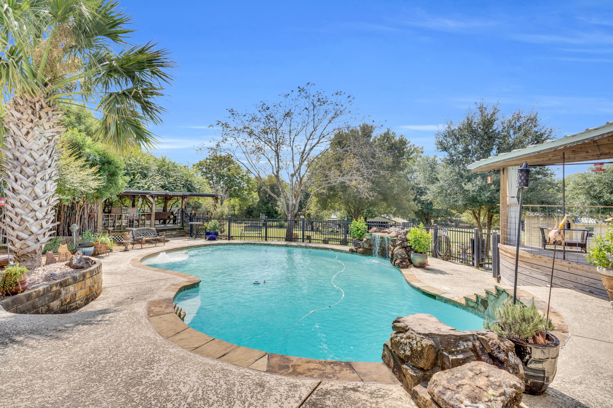 490 James Road, Ferris, TX, 75125