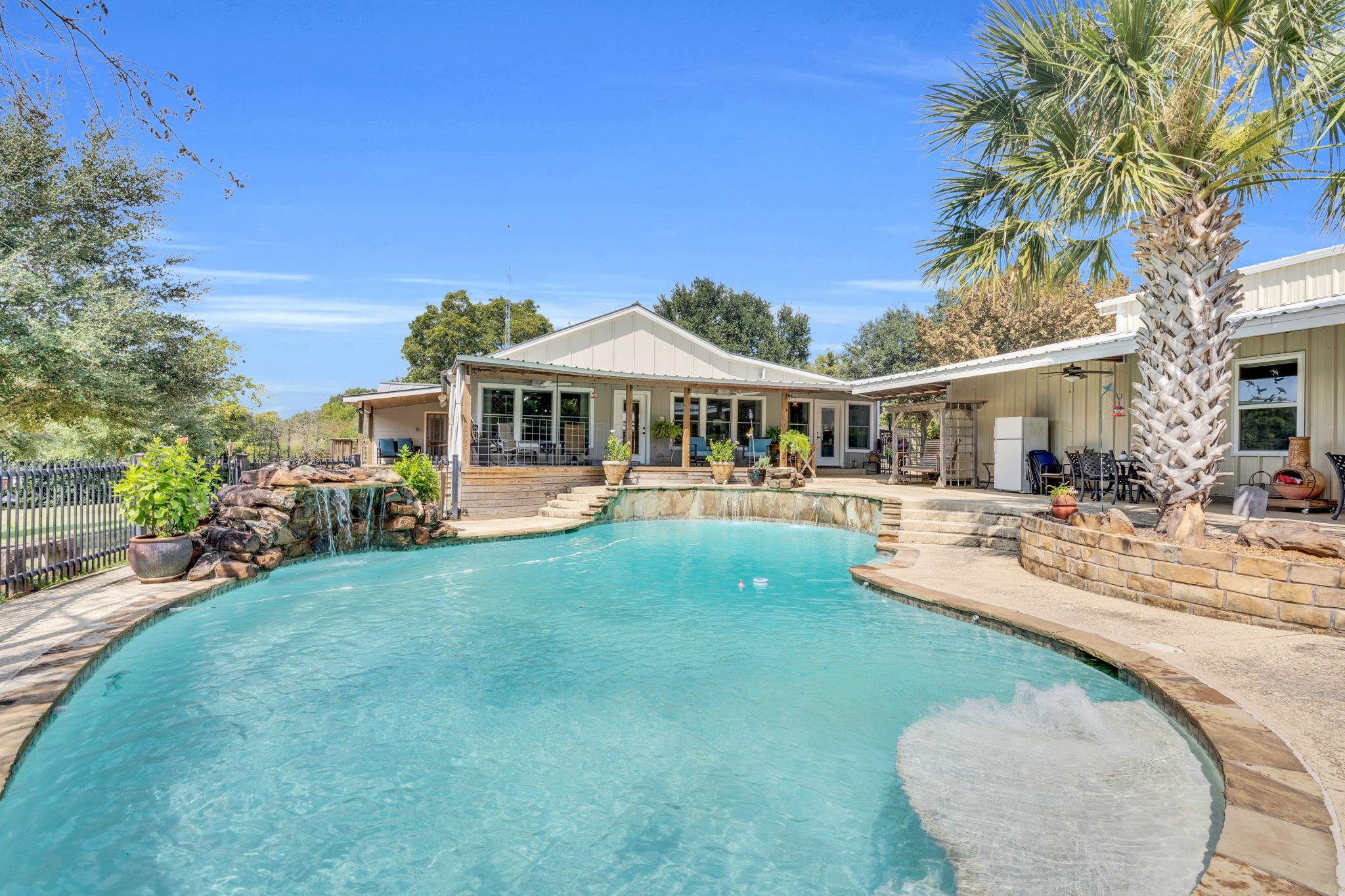 490 James Road, Ferris, TX, 75125