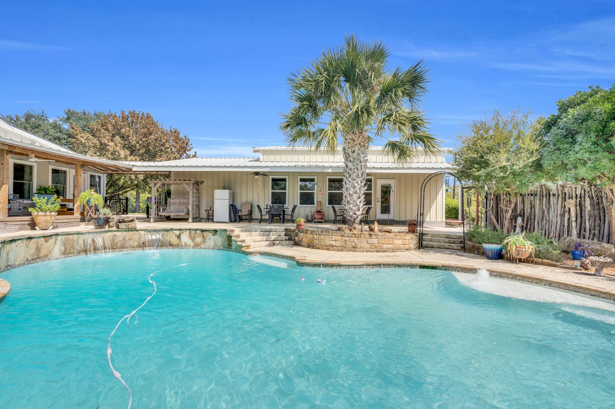 490 James Road, Ferris, TX, 75125