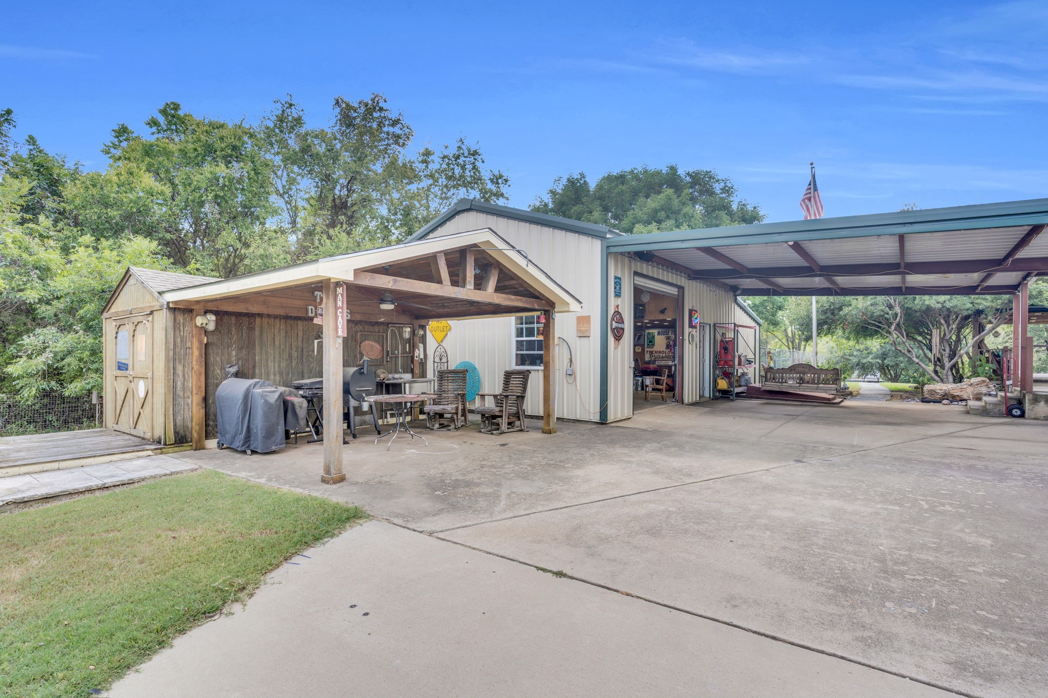 490 James Road, Ferris, TX, 75125