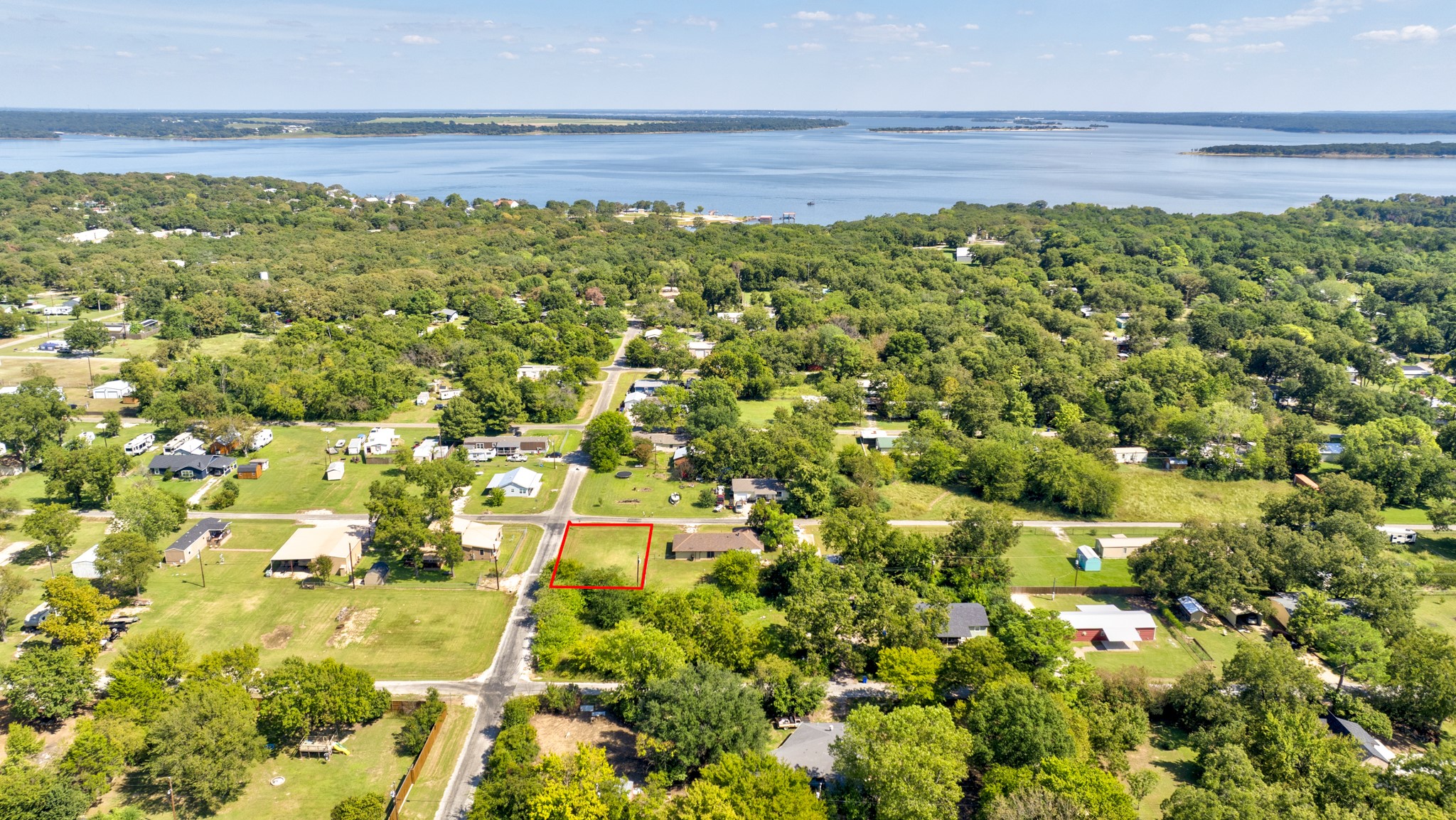 Property photo 03 of 355 Old Shawnee Trail Drive, Gordonville, TX 76245 | MLS #21073897