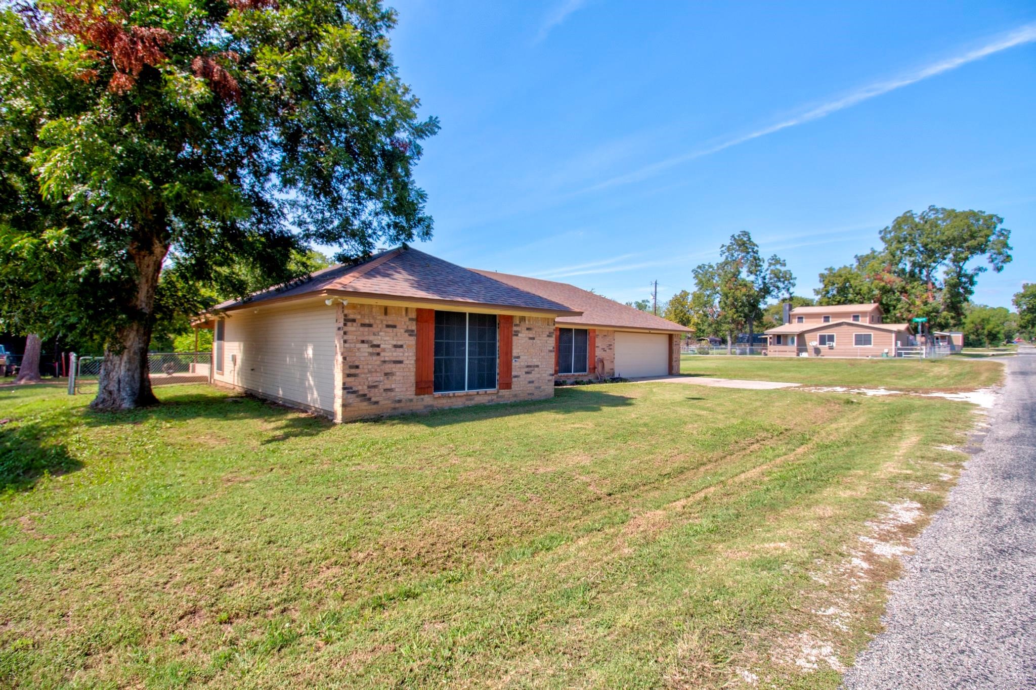 373 Old Shawnee Trail Drive, Gordonville, TX, 76245