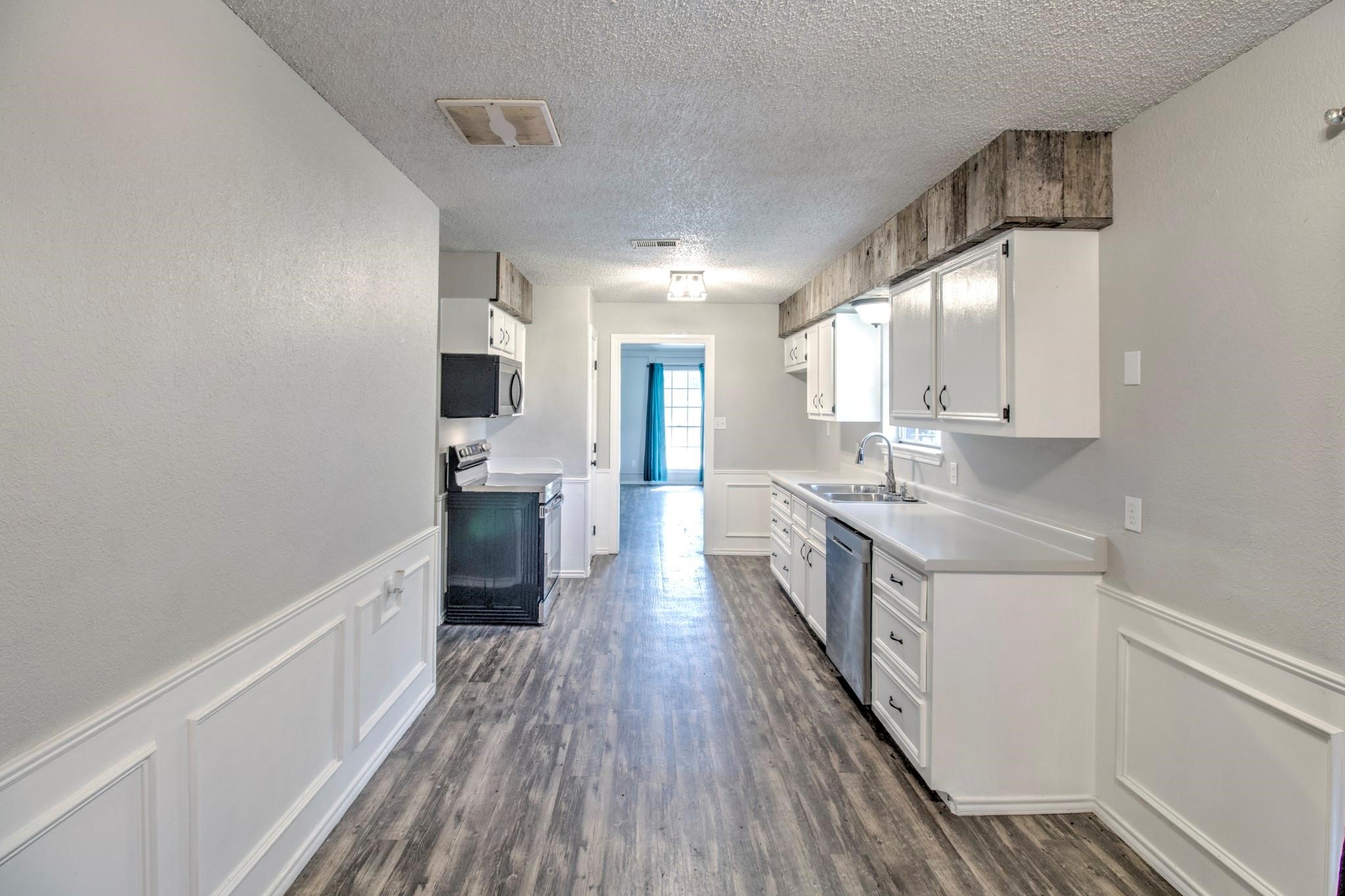 373 Old Shawnee Trail Drive, Gordonville, TX, 76245