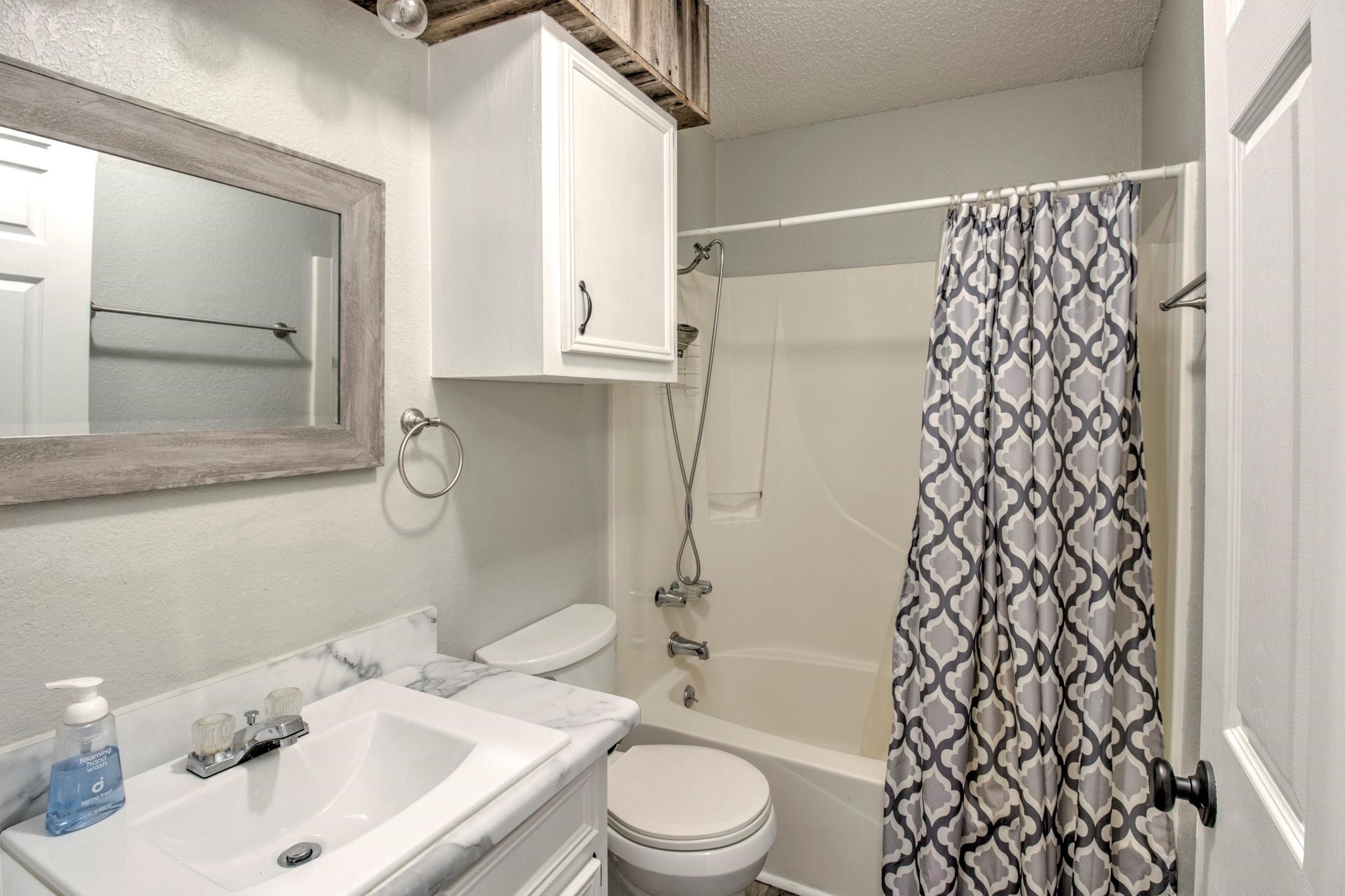 373 Old Shawnee Trail Drive, Gordonville, TX, 76245