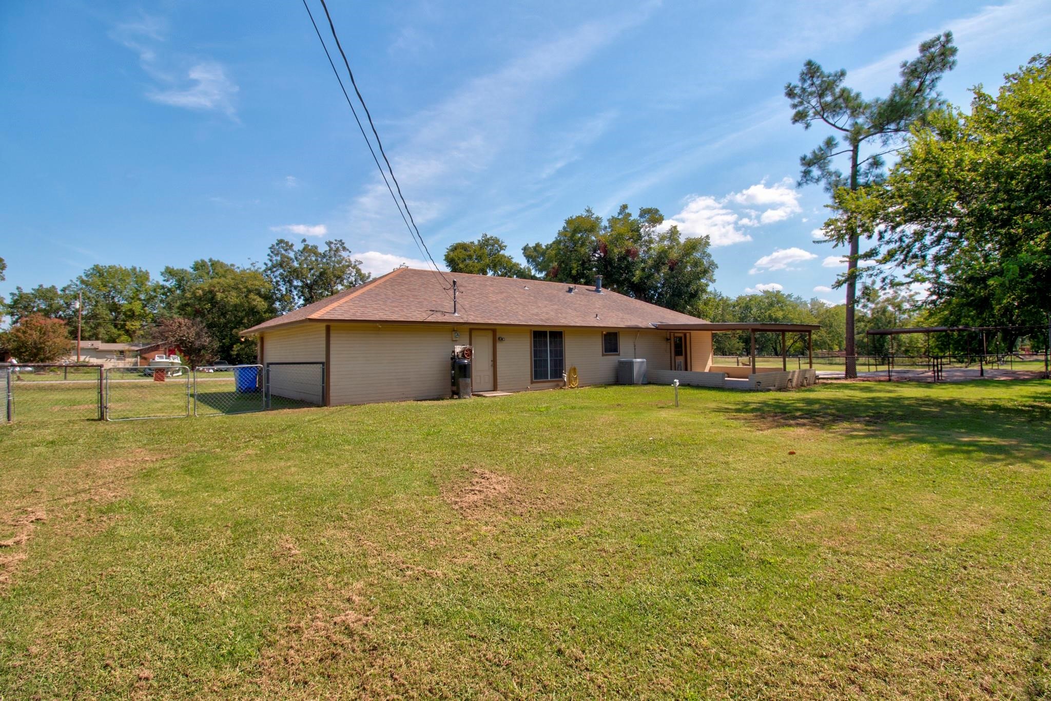 373 Old Shawnee Trail Drive, Gordonville, TX, 76245