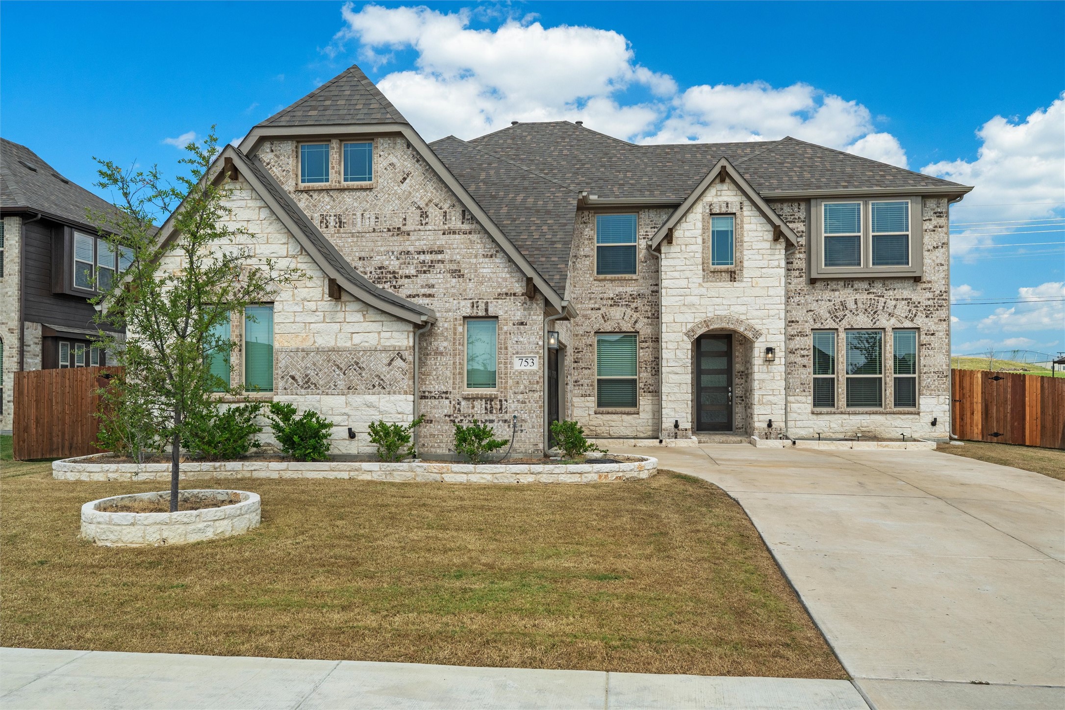 Property photo 01 of 753 Truchas Avenue, Forney, TX 75126 | MLS #21074210