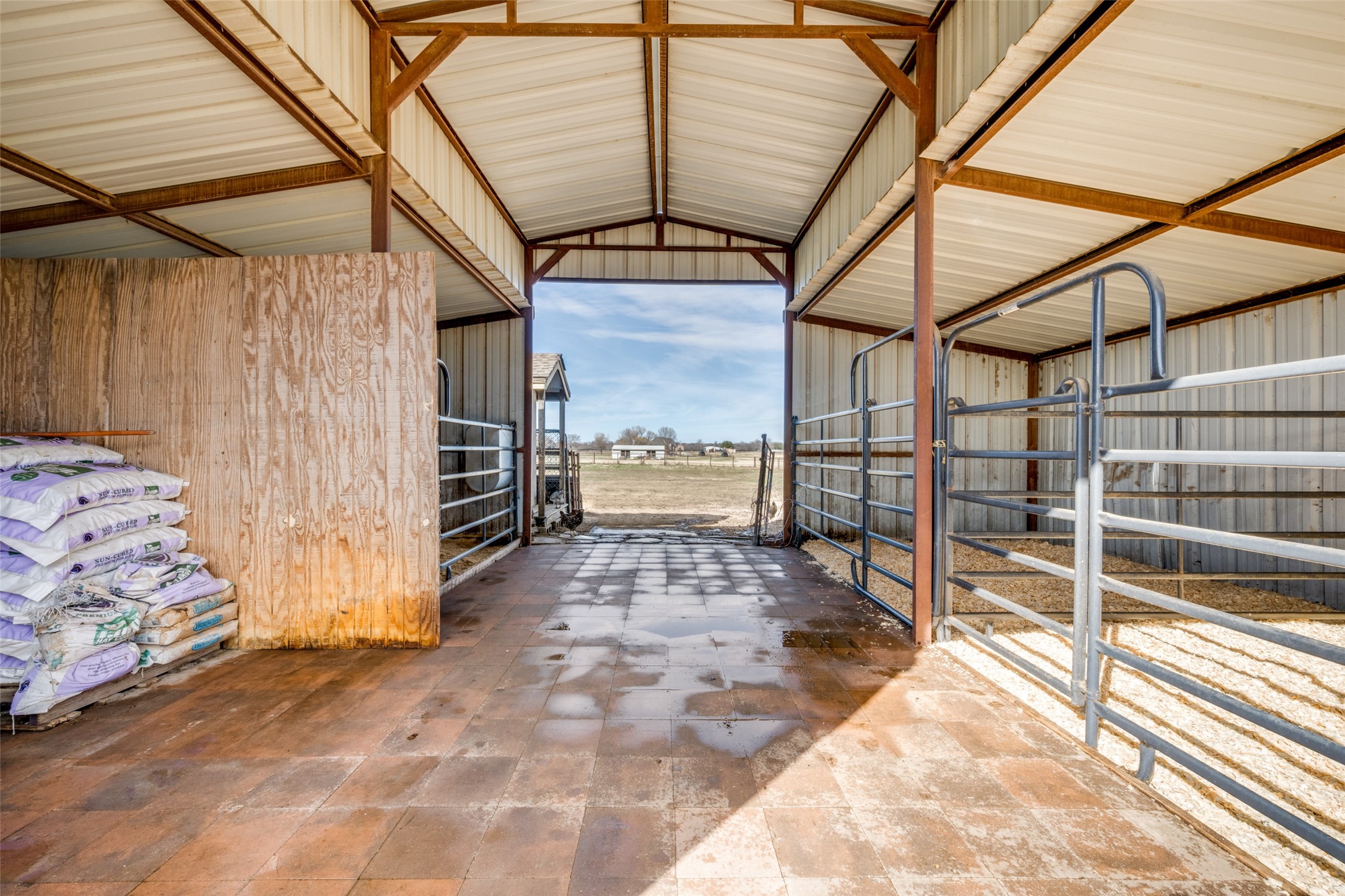 6221 Deer Run Road, Sanger, TX, 76266